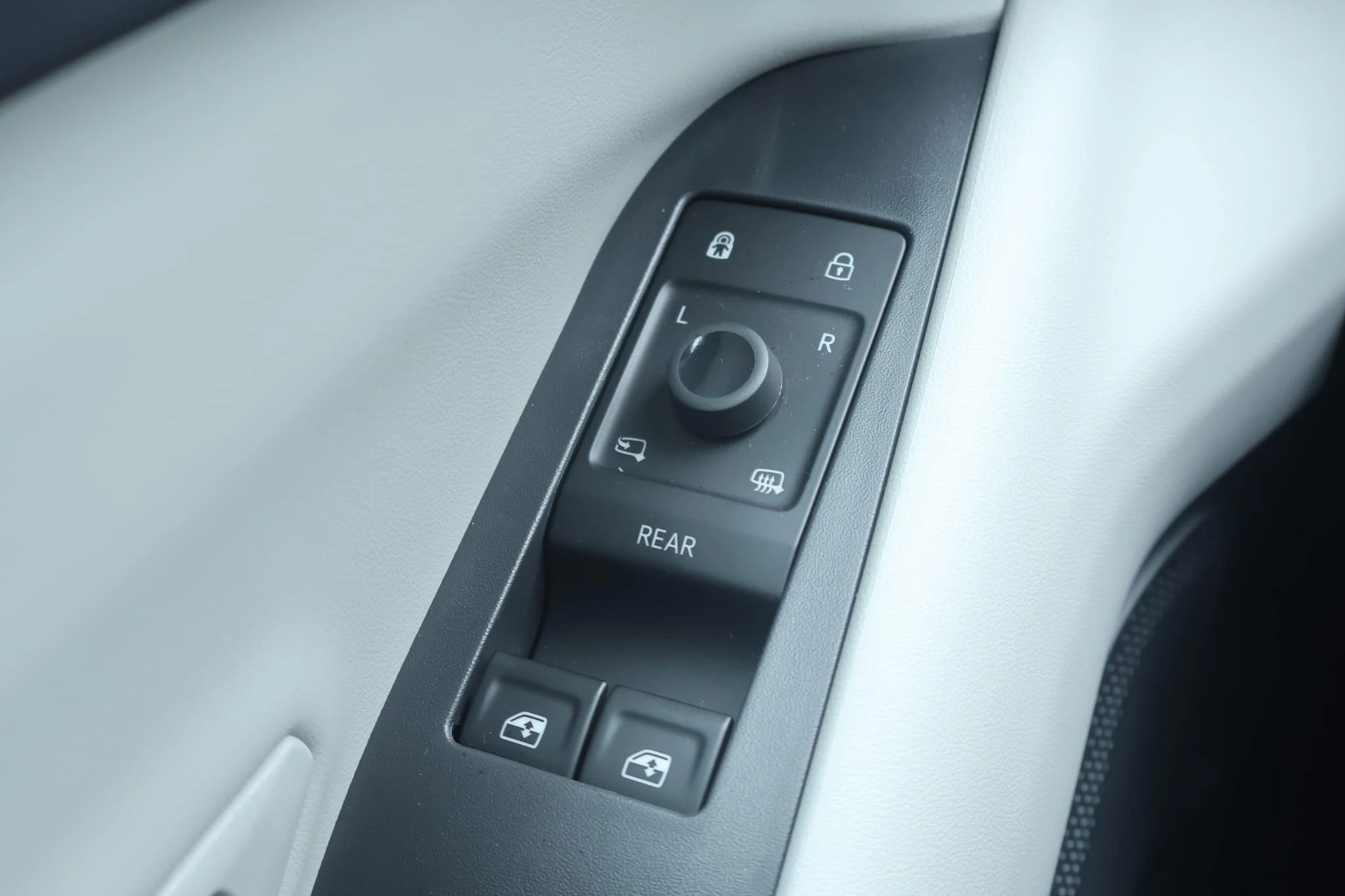 Ford-Explorer-image-22