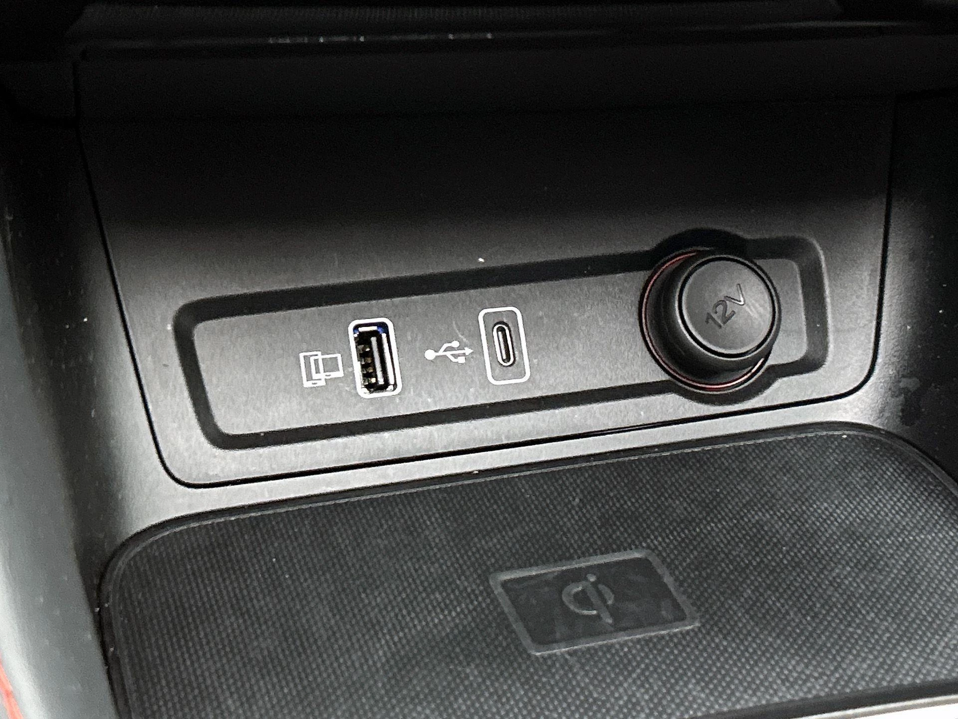 MG-ZS EV-image-32