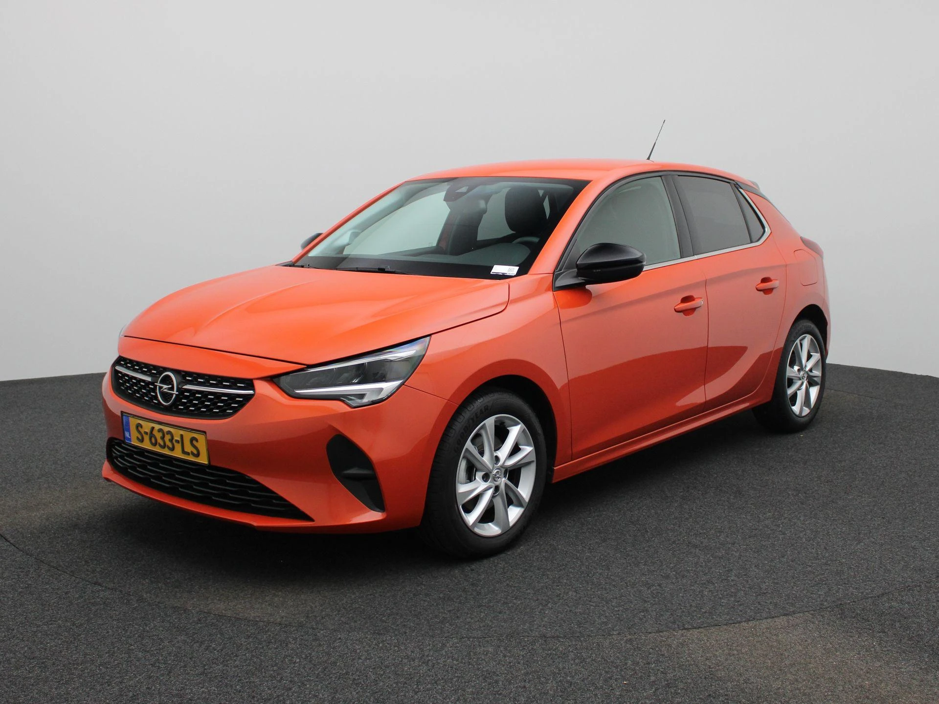Opel Corsa - 1