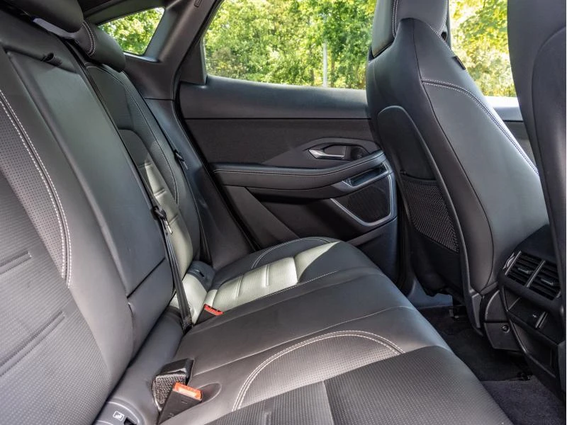 Jaguar-E-PACE-image-22