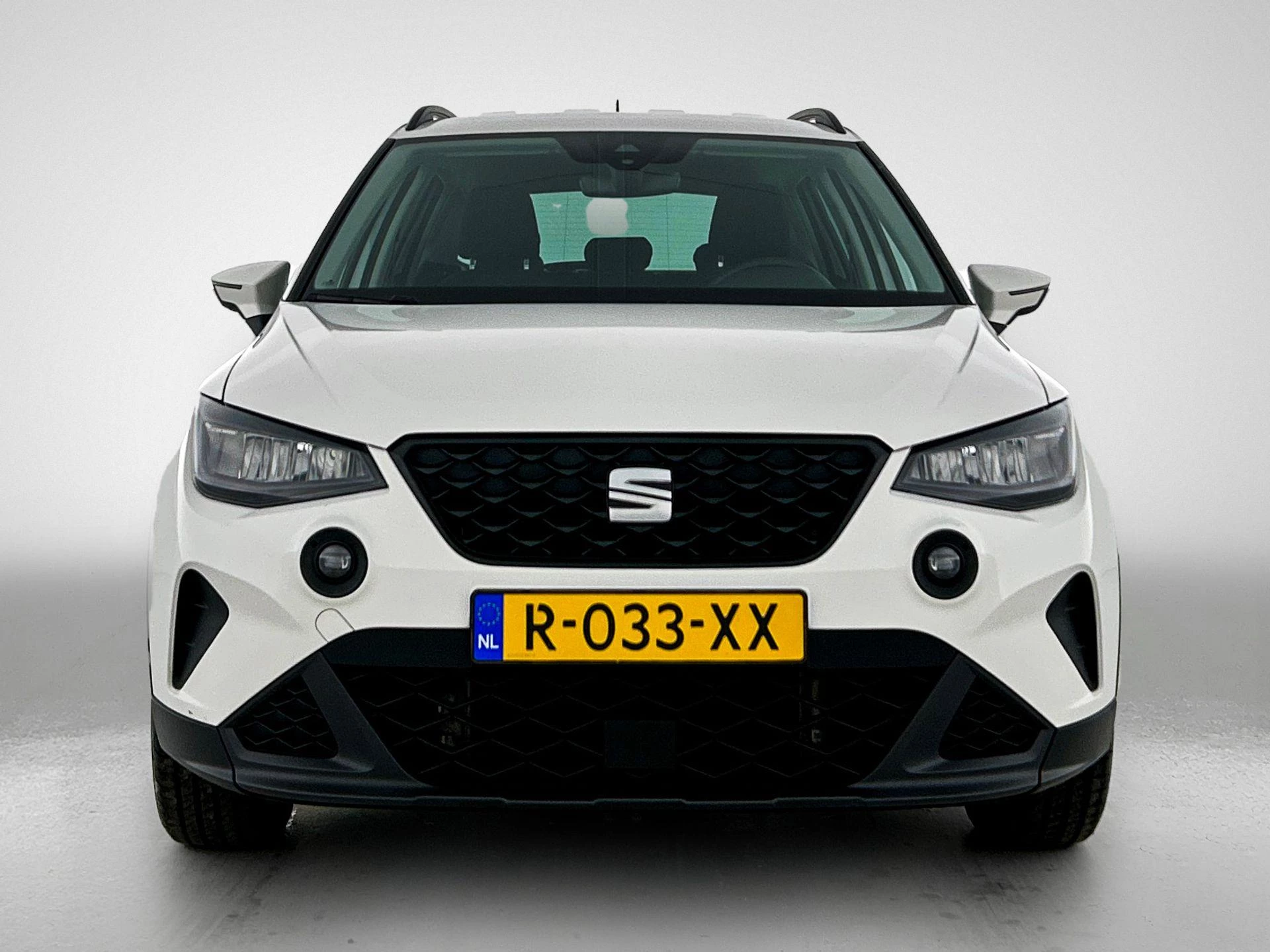 SEAT-Arona-image-4