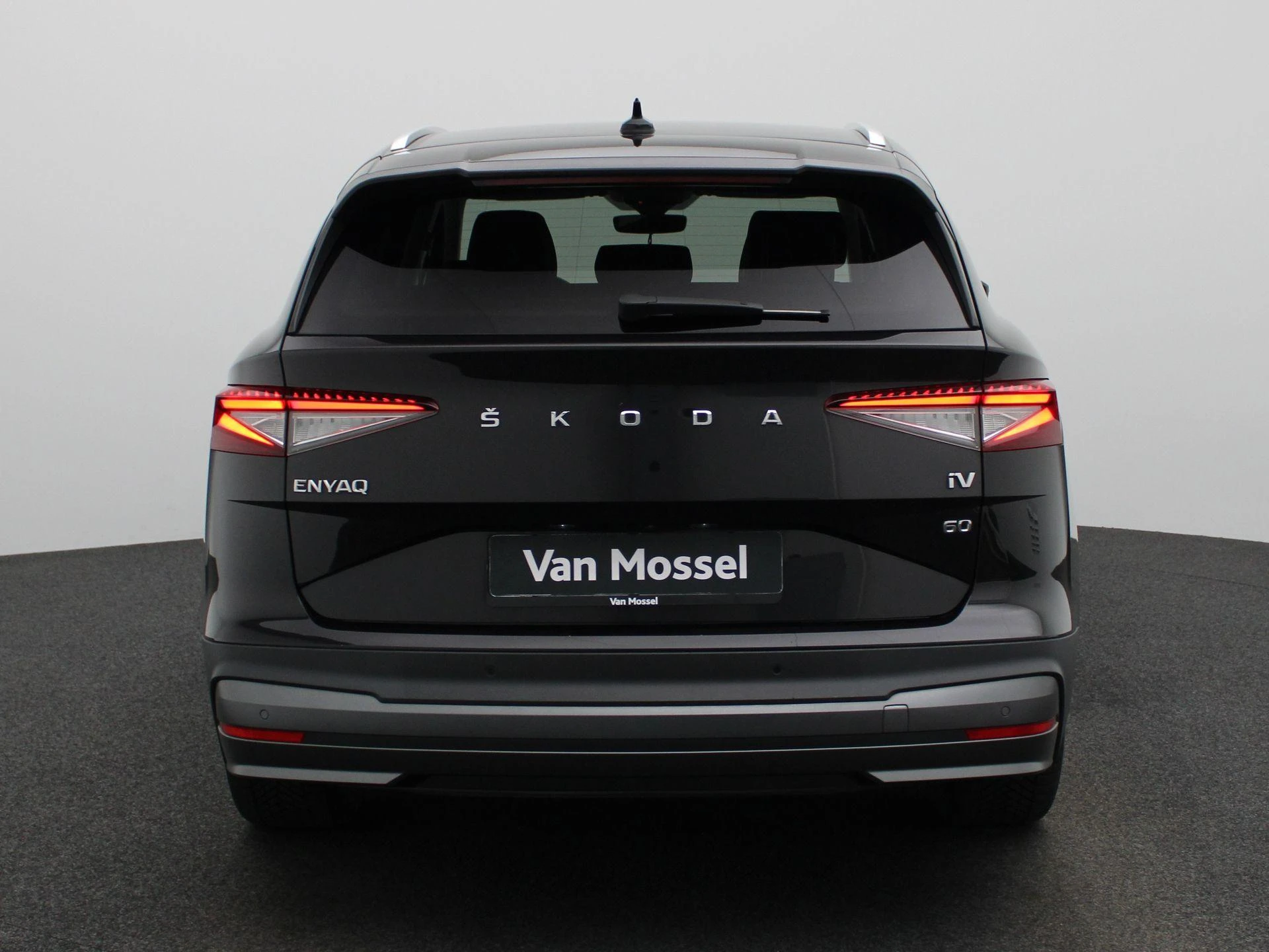 Škoda-Enyaq iV-image-4