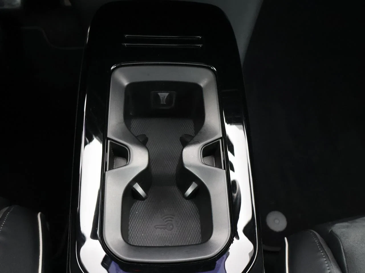 Volkswagen ID.4 ID.4 Pro Performance MAX 77 kWh 204PK *AUTOMAAT*SPORTZETELS*PANODAK-360°CAMERA*CRUISE*NAVI*APP-CONNECT*...*