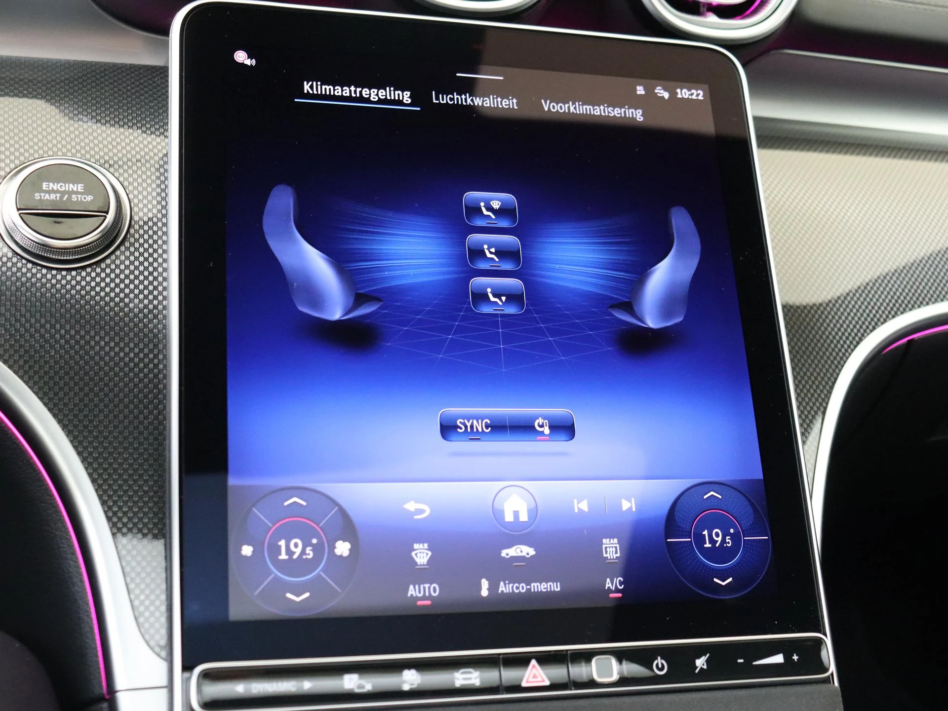Mercedes-Benz-C-Klasse-image-18