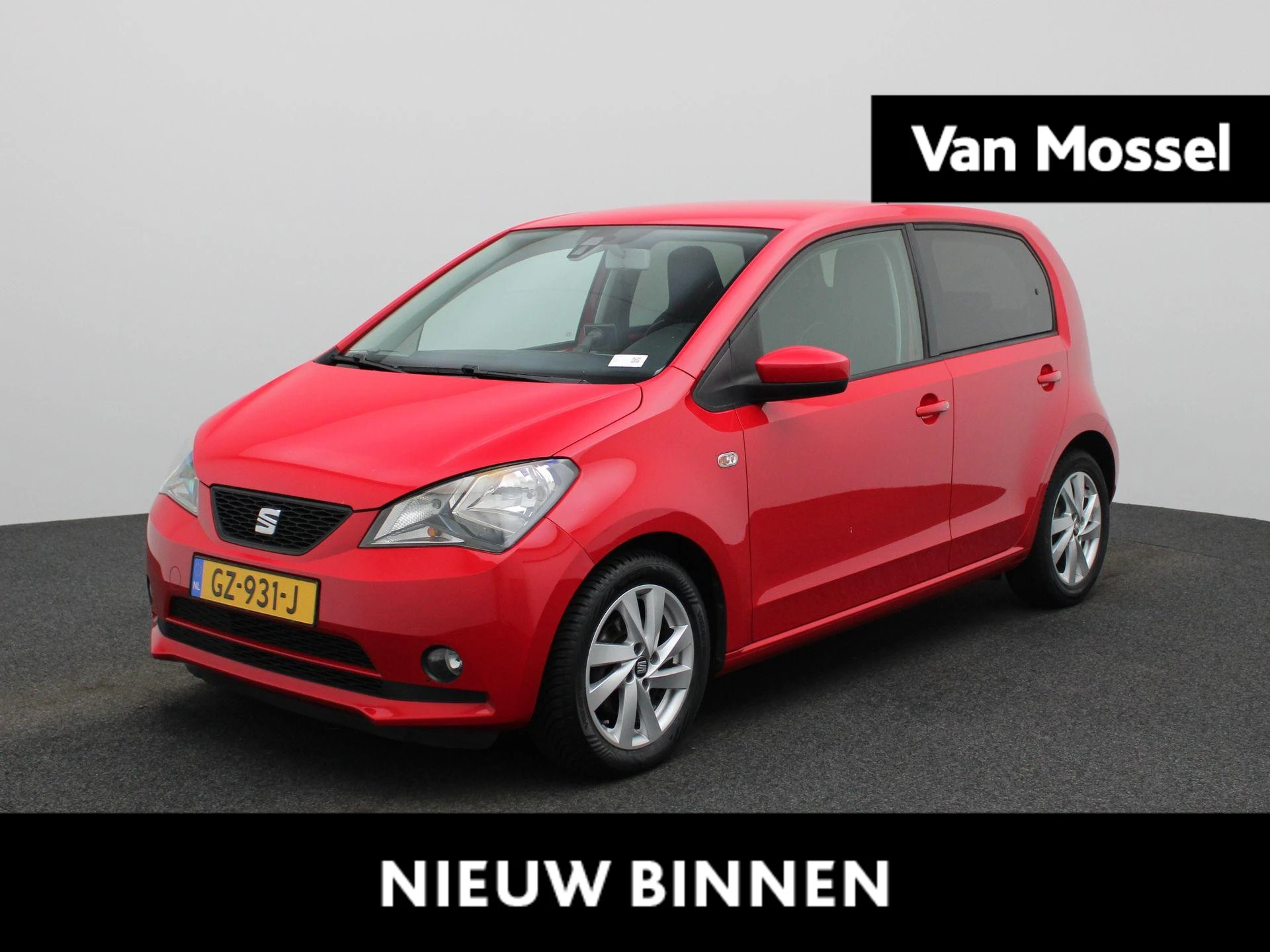 SEAT-Mii-image-0
