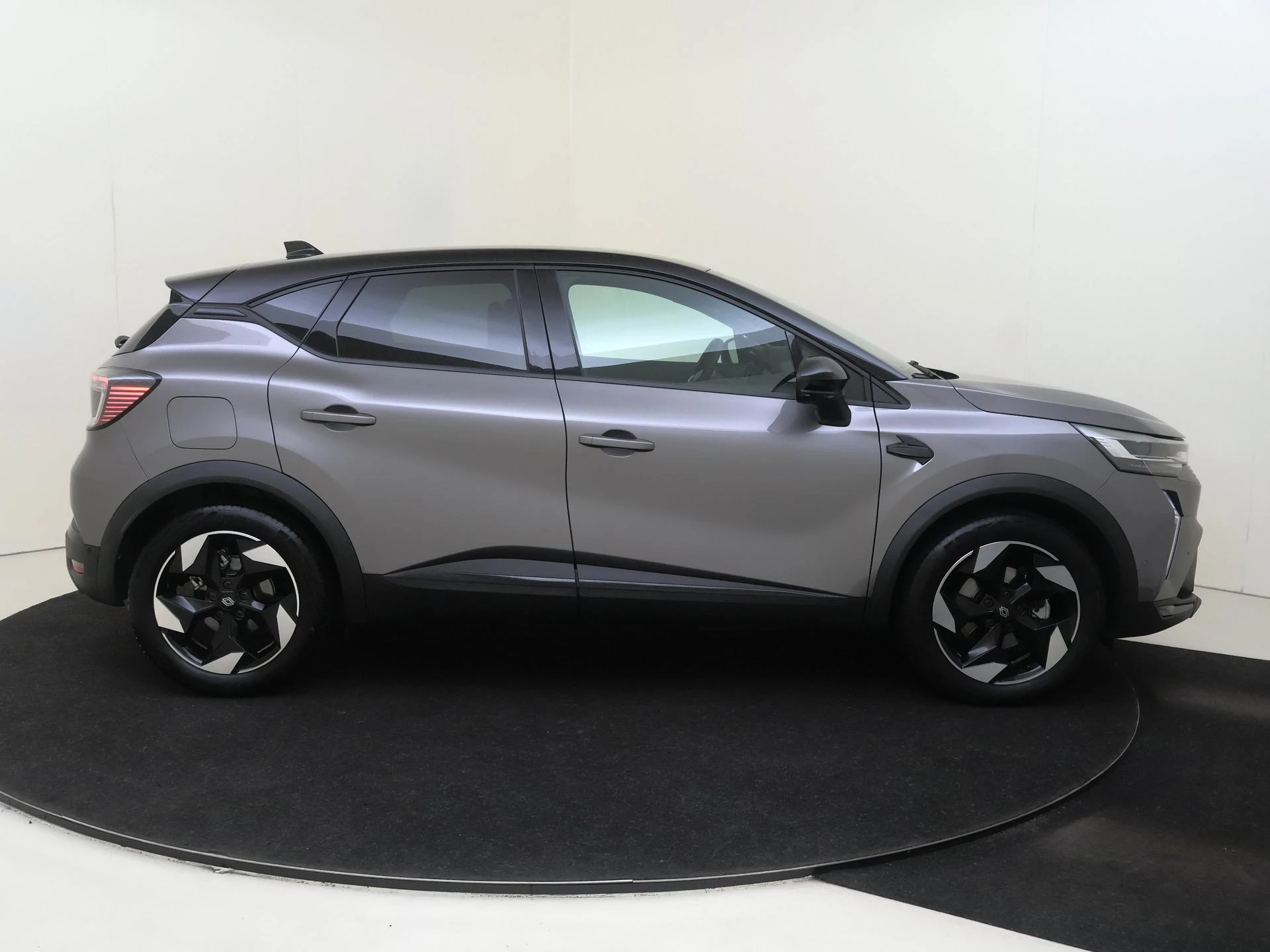Renault-Captur-image-9