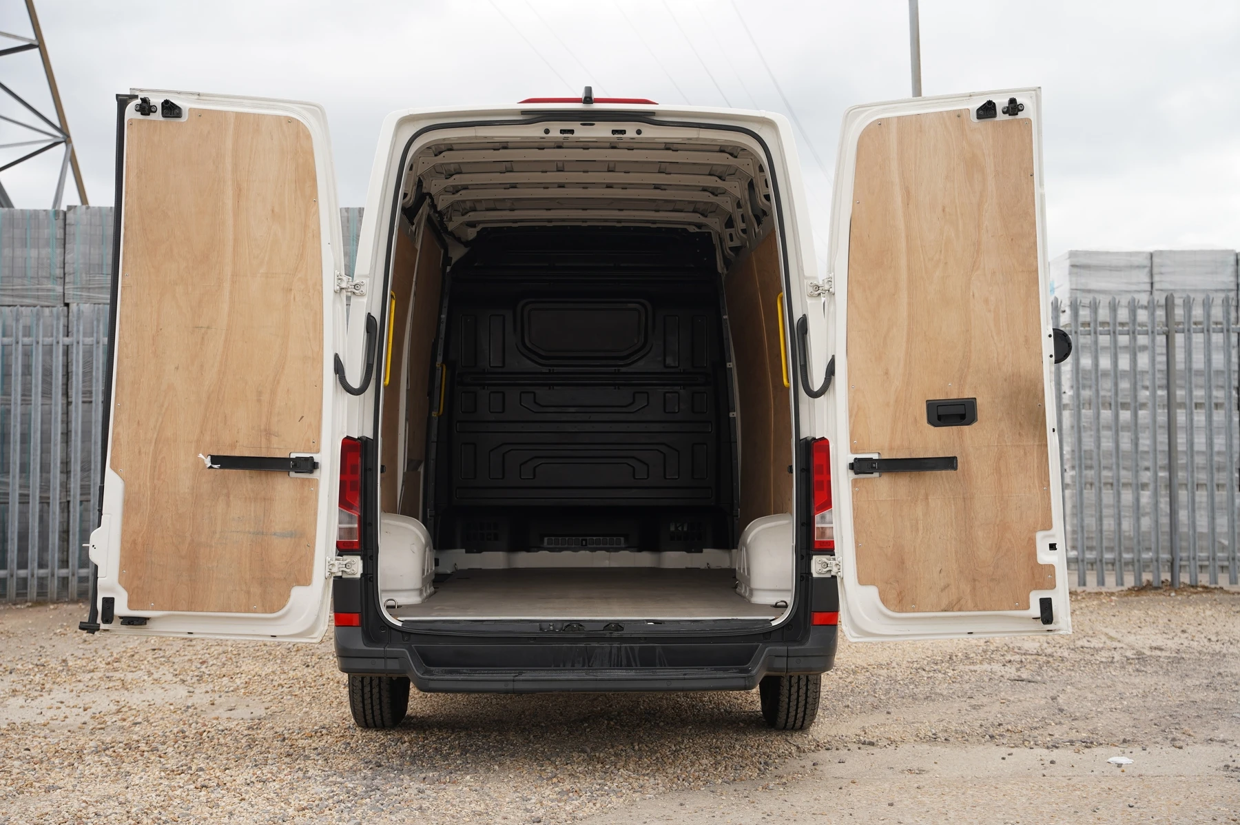 Volkswagen-Crafter-image-30