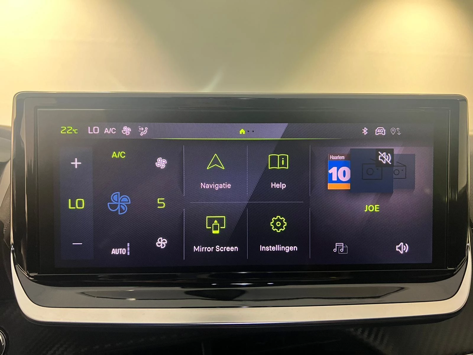 Peugeot-208-image-10