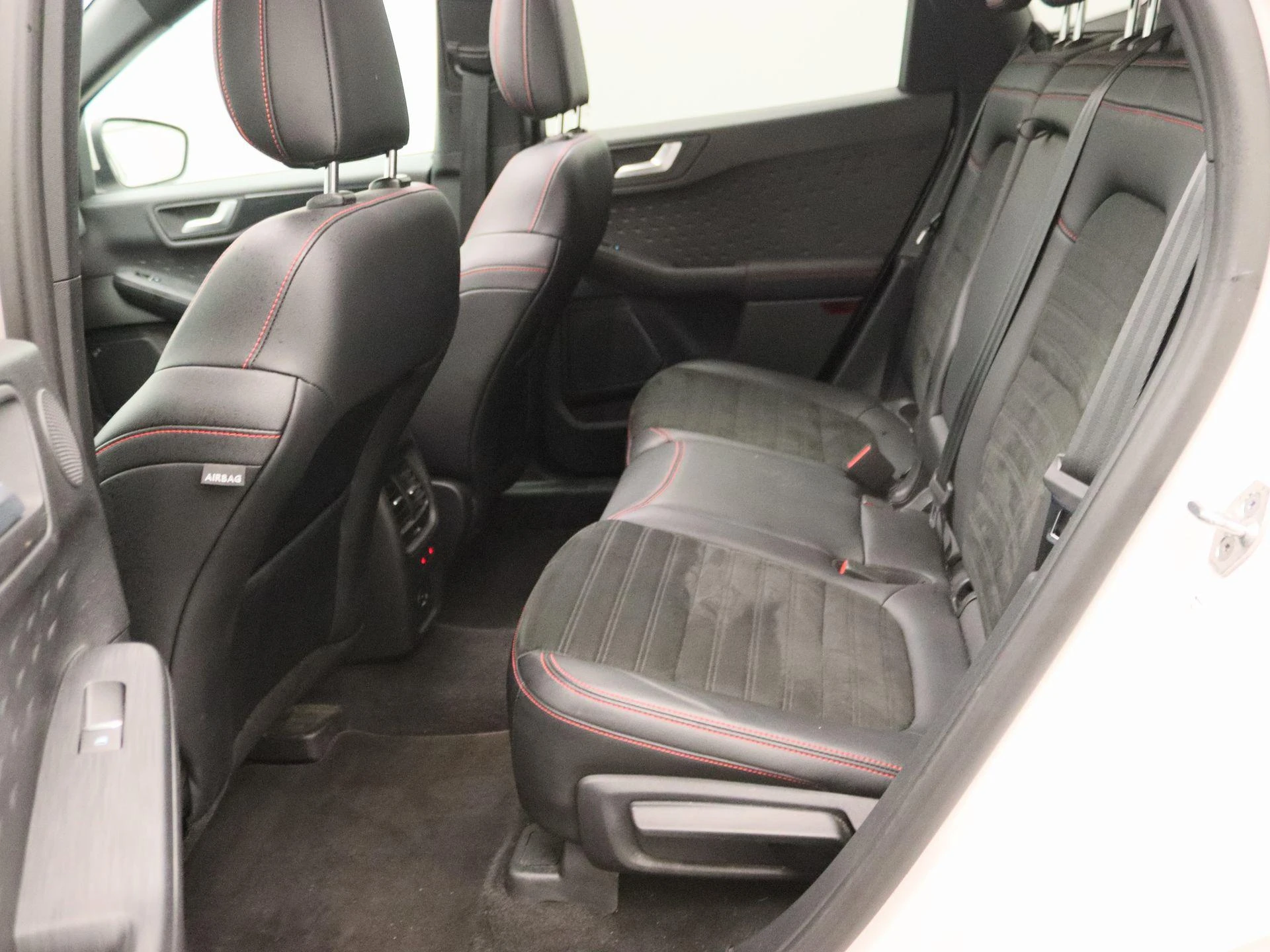 Ford-Kuga-image-13