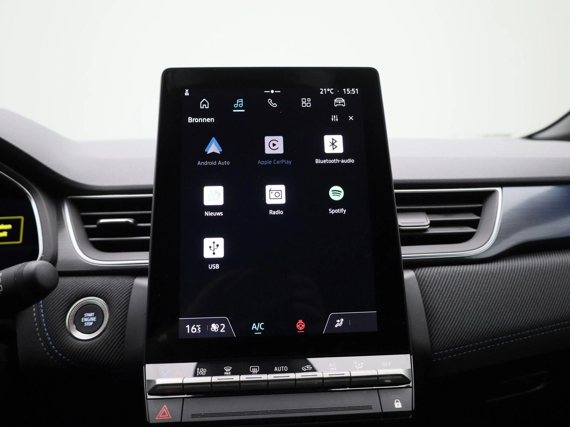 Renault-Captur-image-17