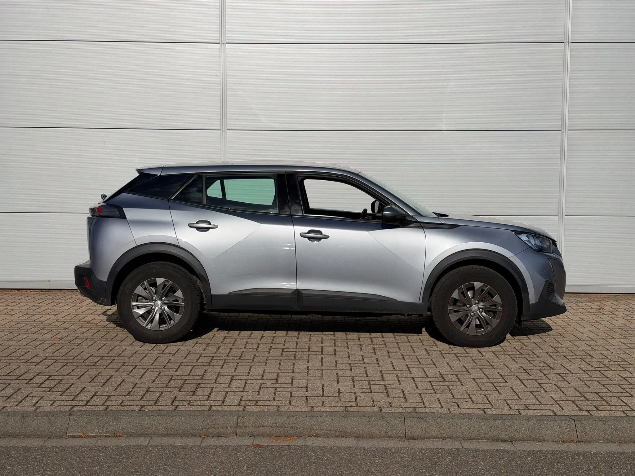 Peugeot-2008-image-6