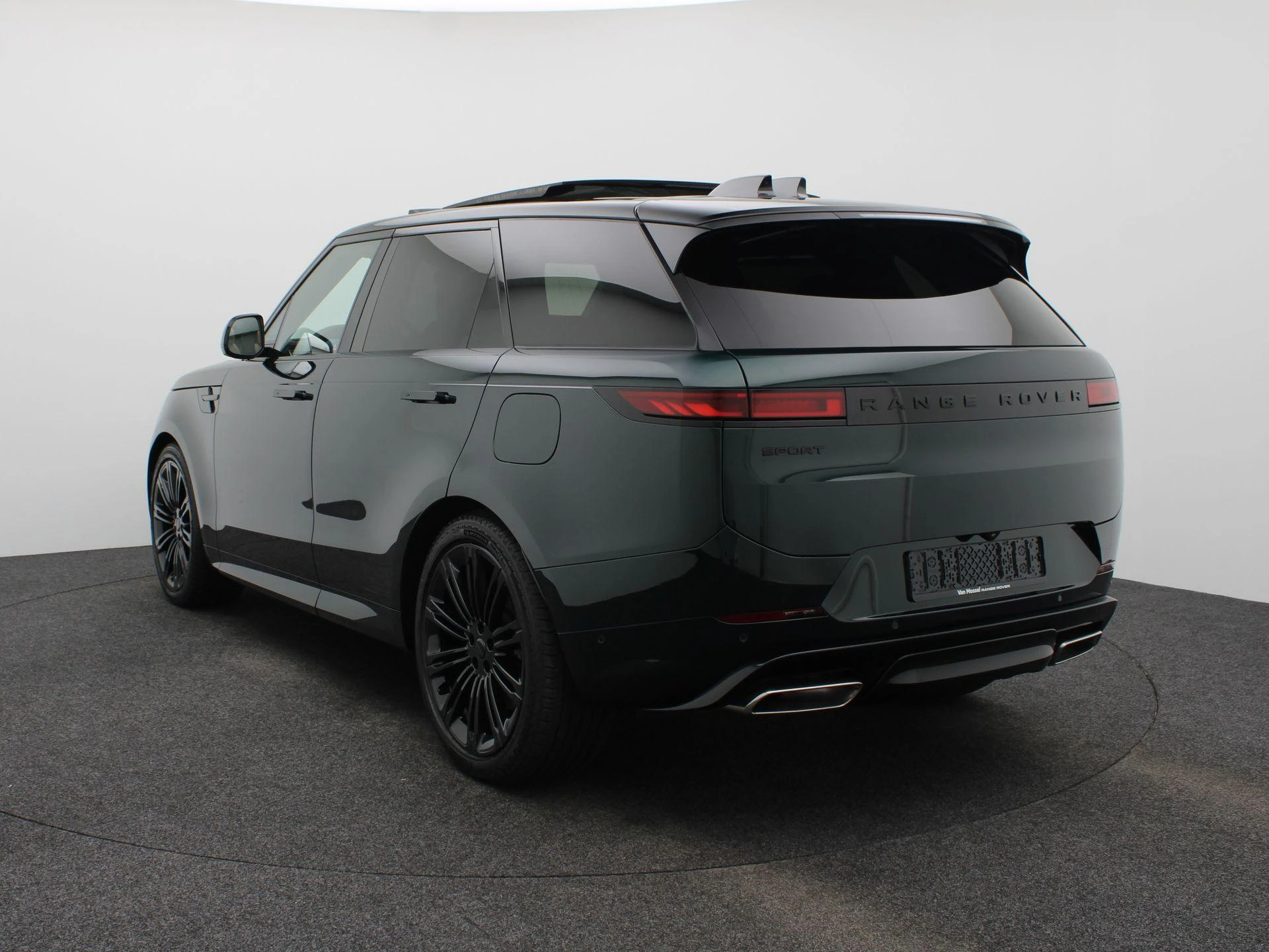 Land Rover-Range Rover Sport-image-1