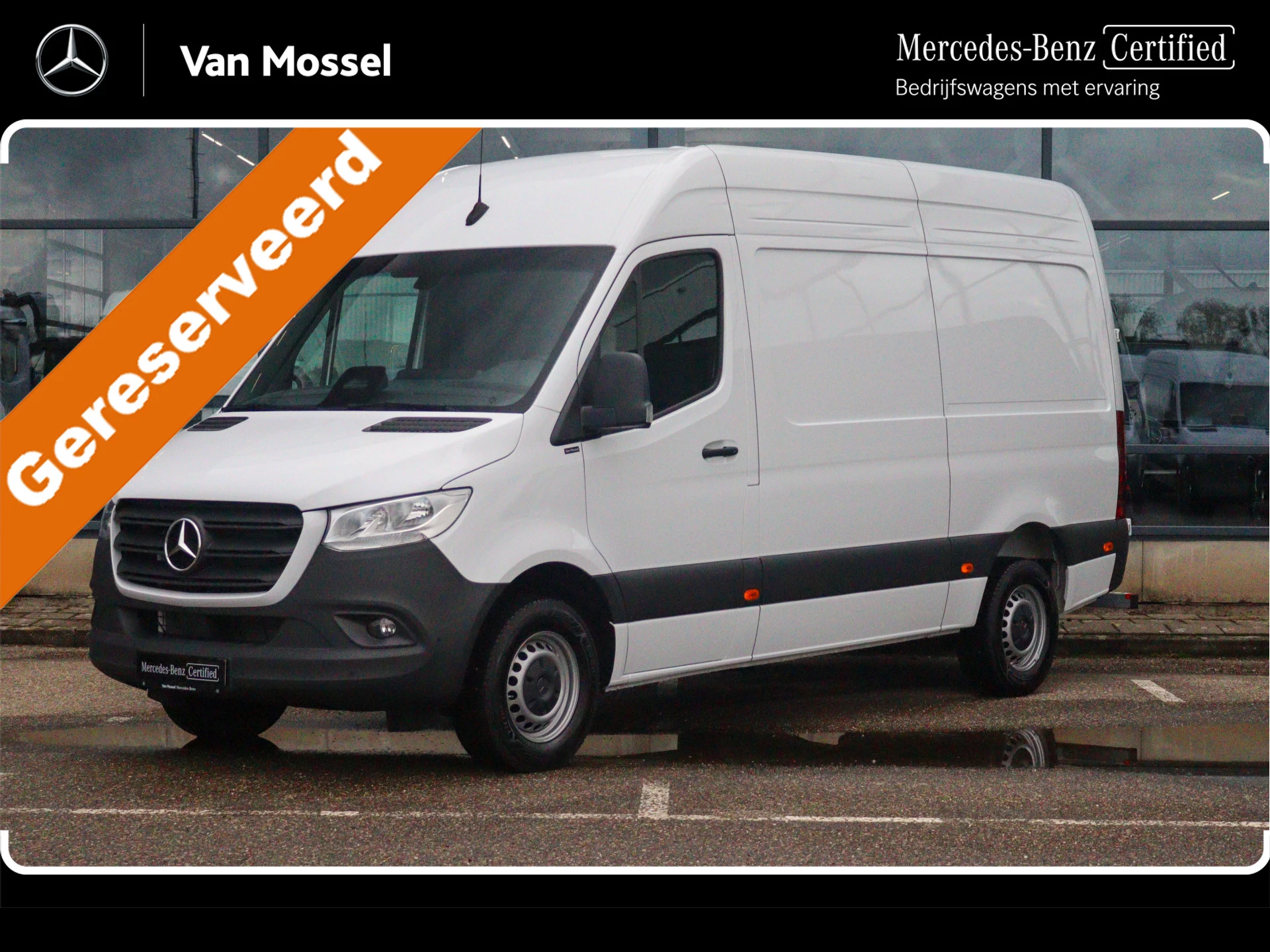 Mercedes-Benz-Sprinter-image-0