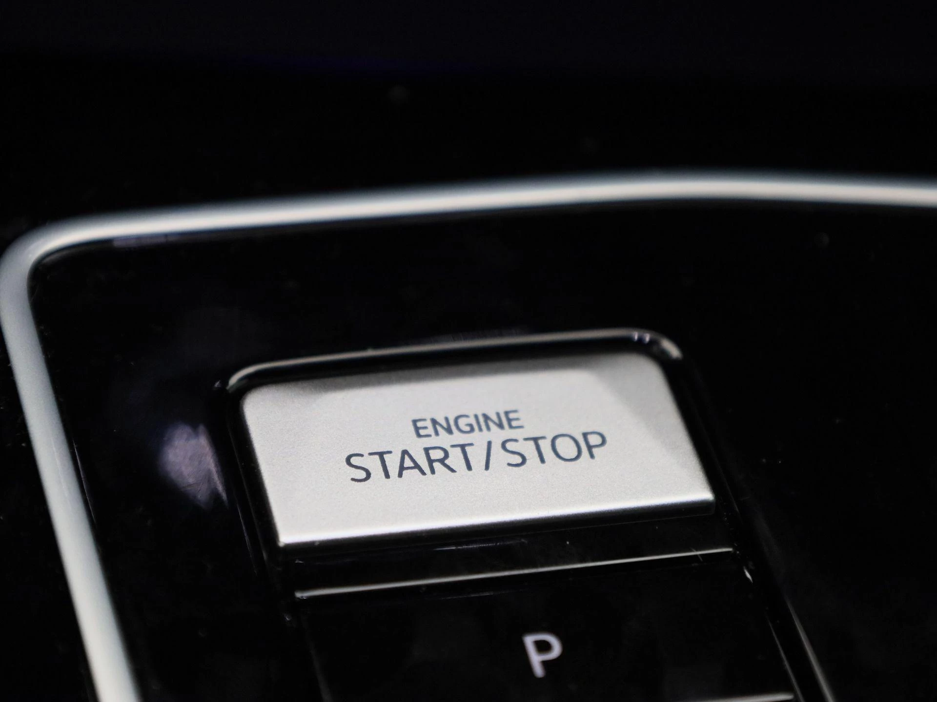 Volkswagen-Golf-image-19