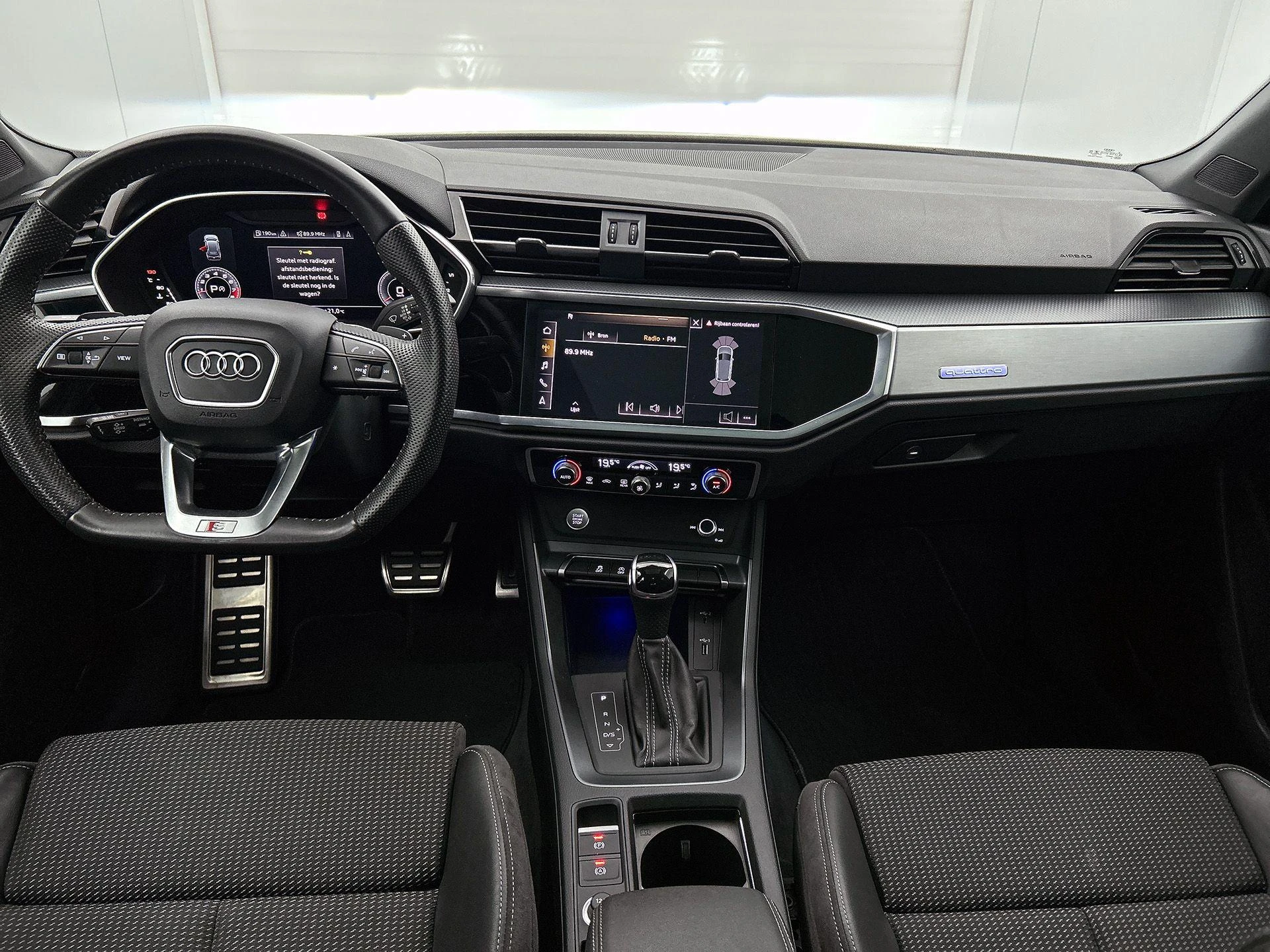 Audi Q3 40 TFSI quattro S Line 190 PK