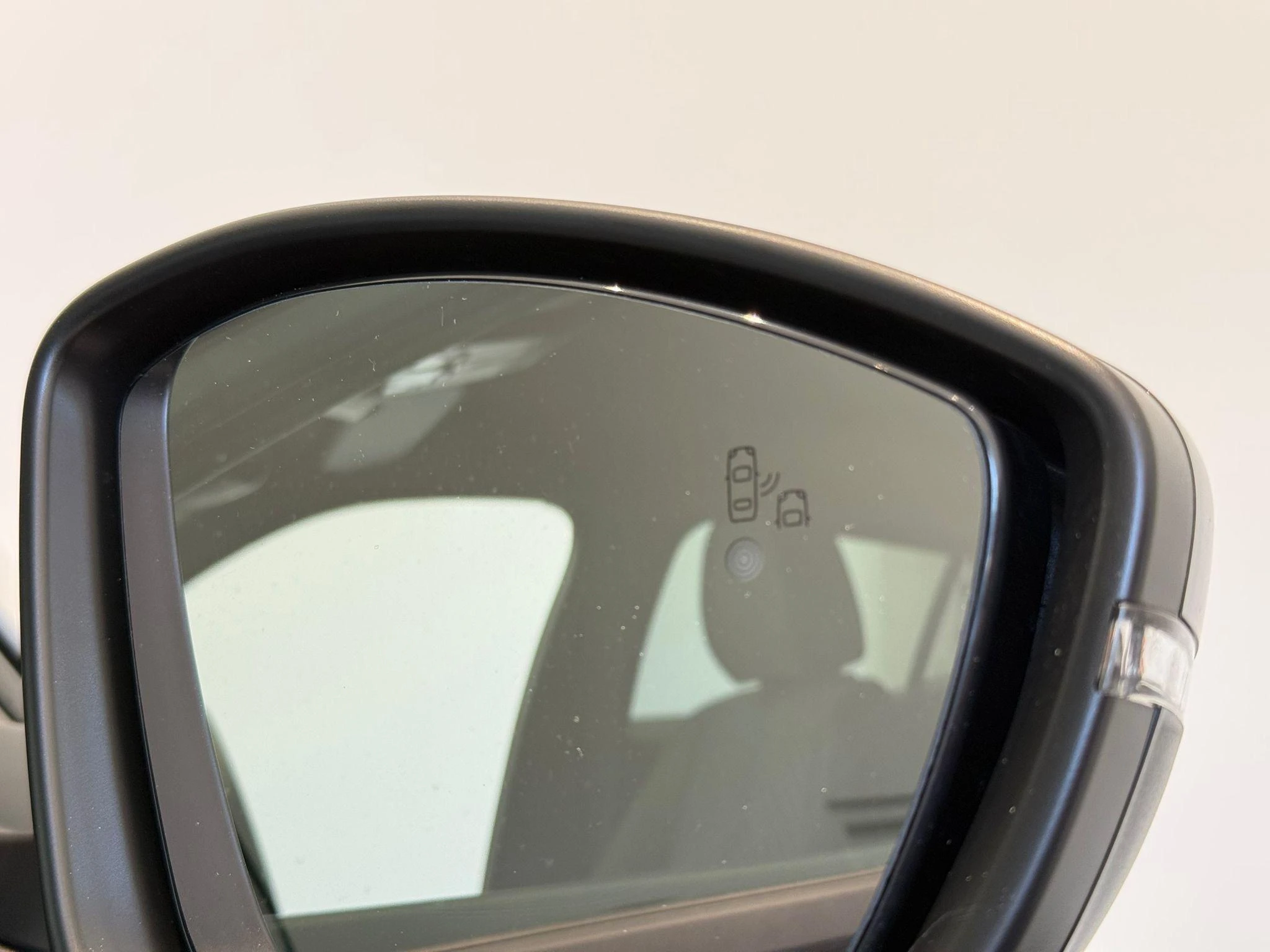 Peugeot-2008-image-13
