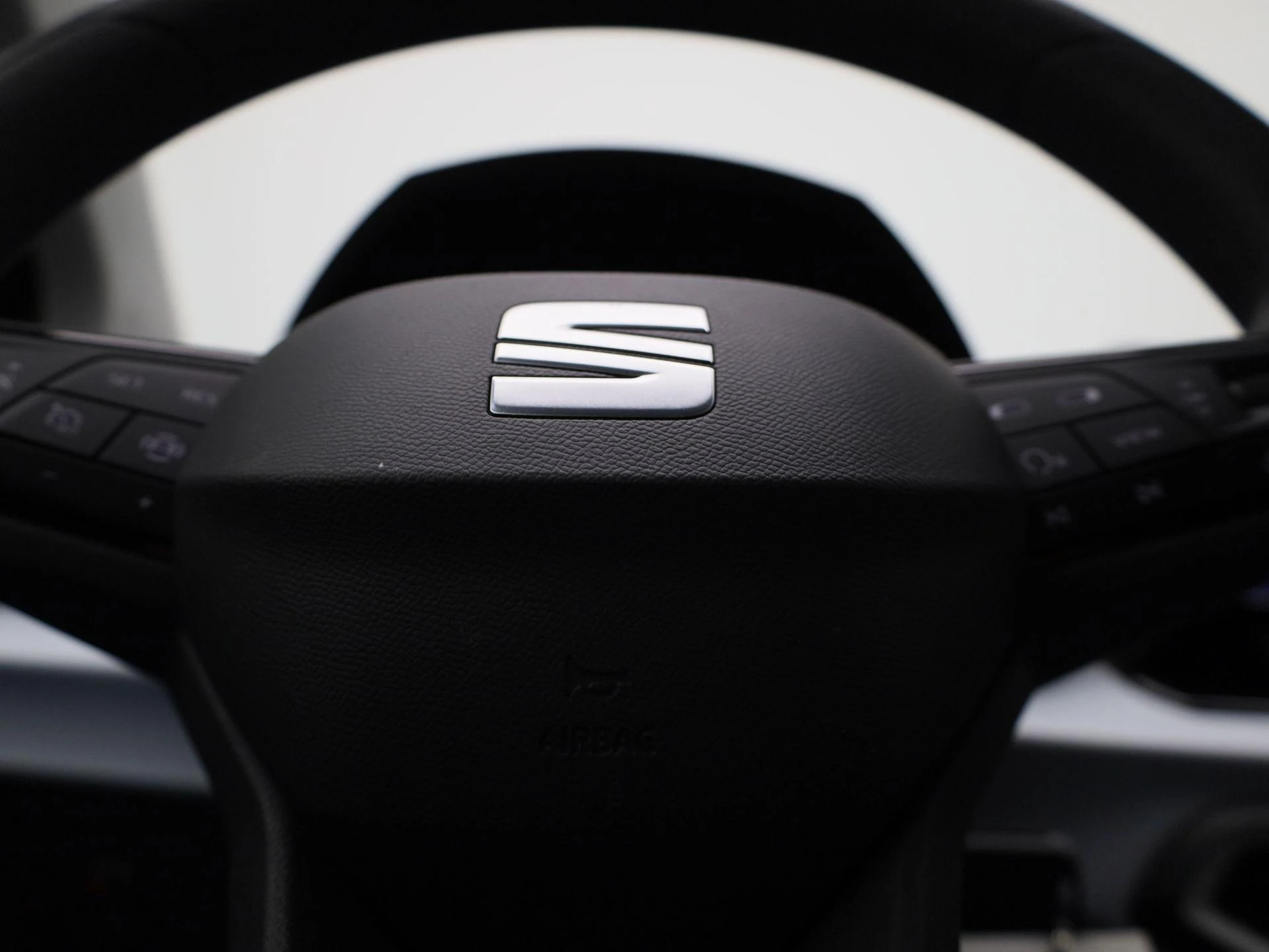 SEAT-Arona-image-27