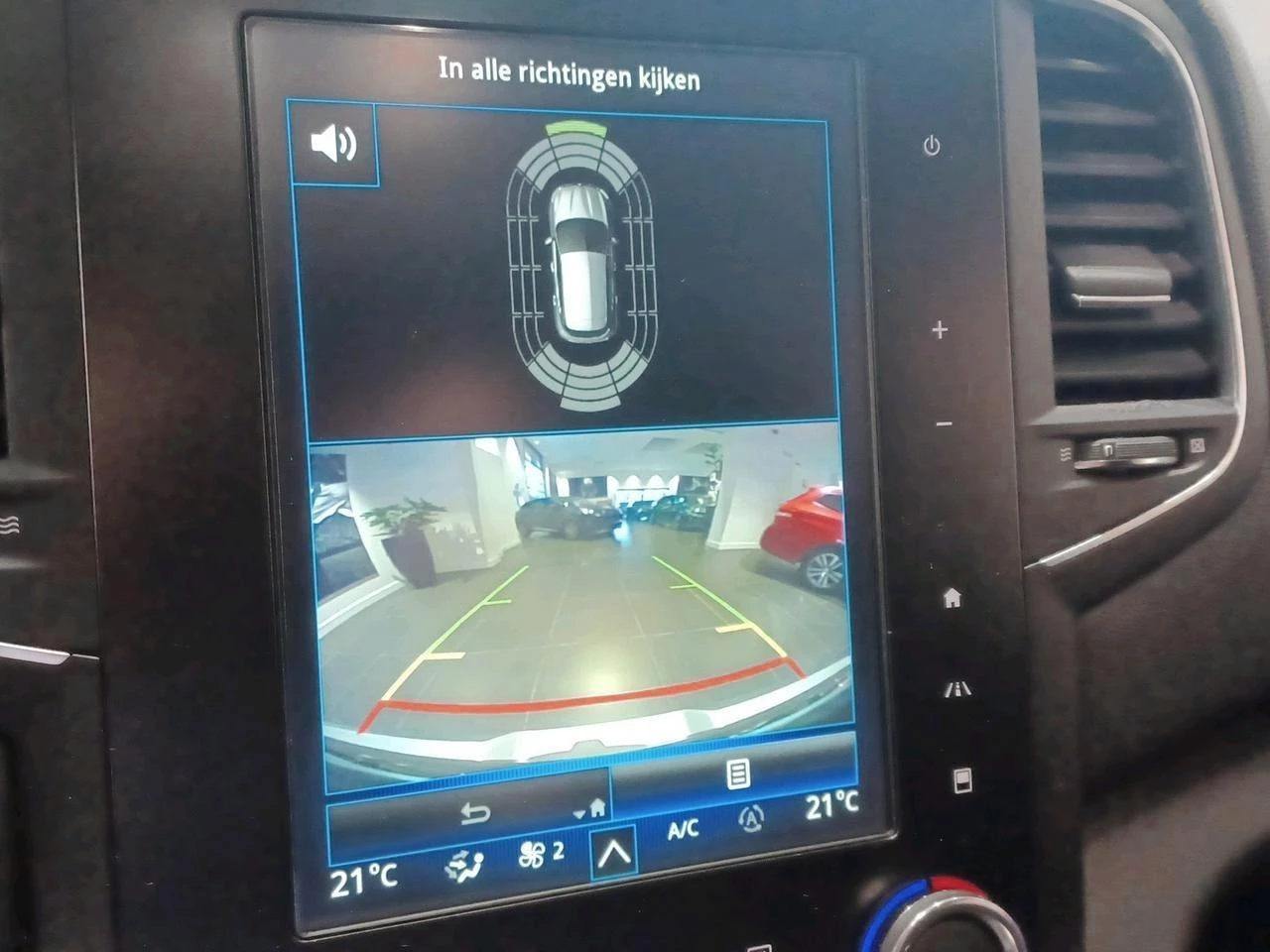 Renault-Mégane-image-22