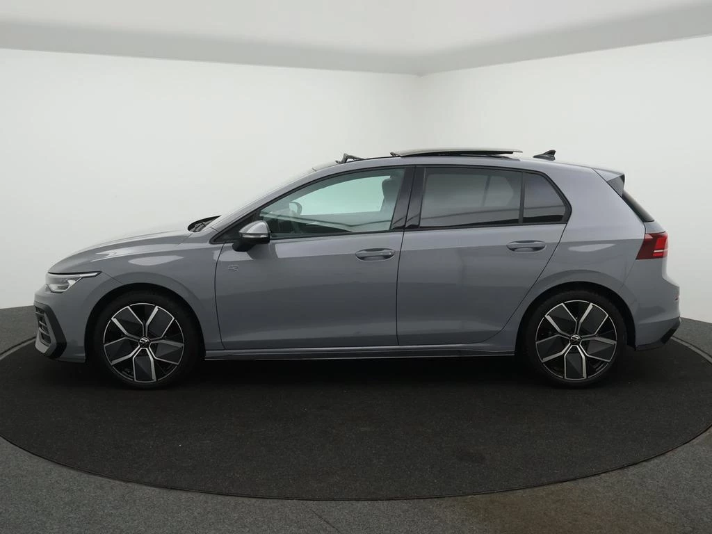 Volkswagen-Golf-image-2