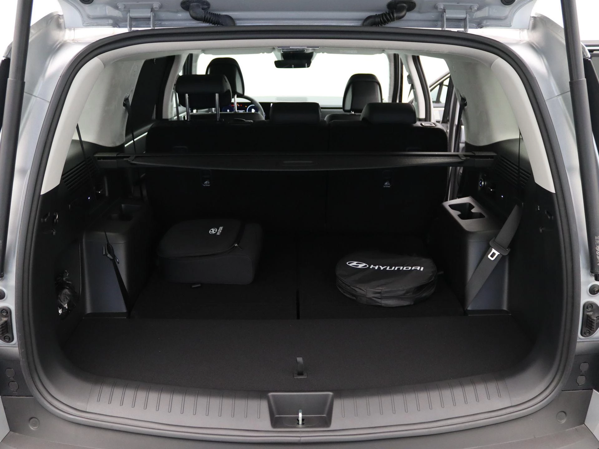 Hyundai-Santa Fe-image-30