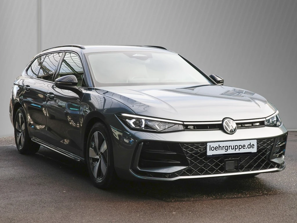 Volkswagen-Passat-image-2