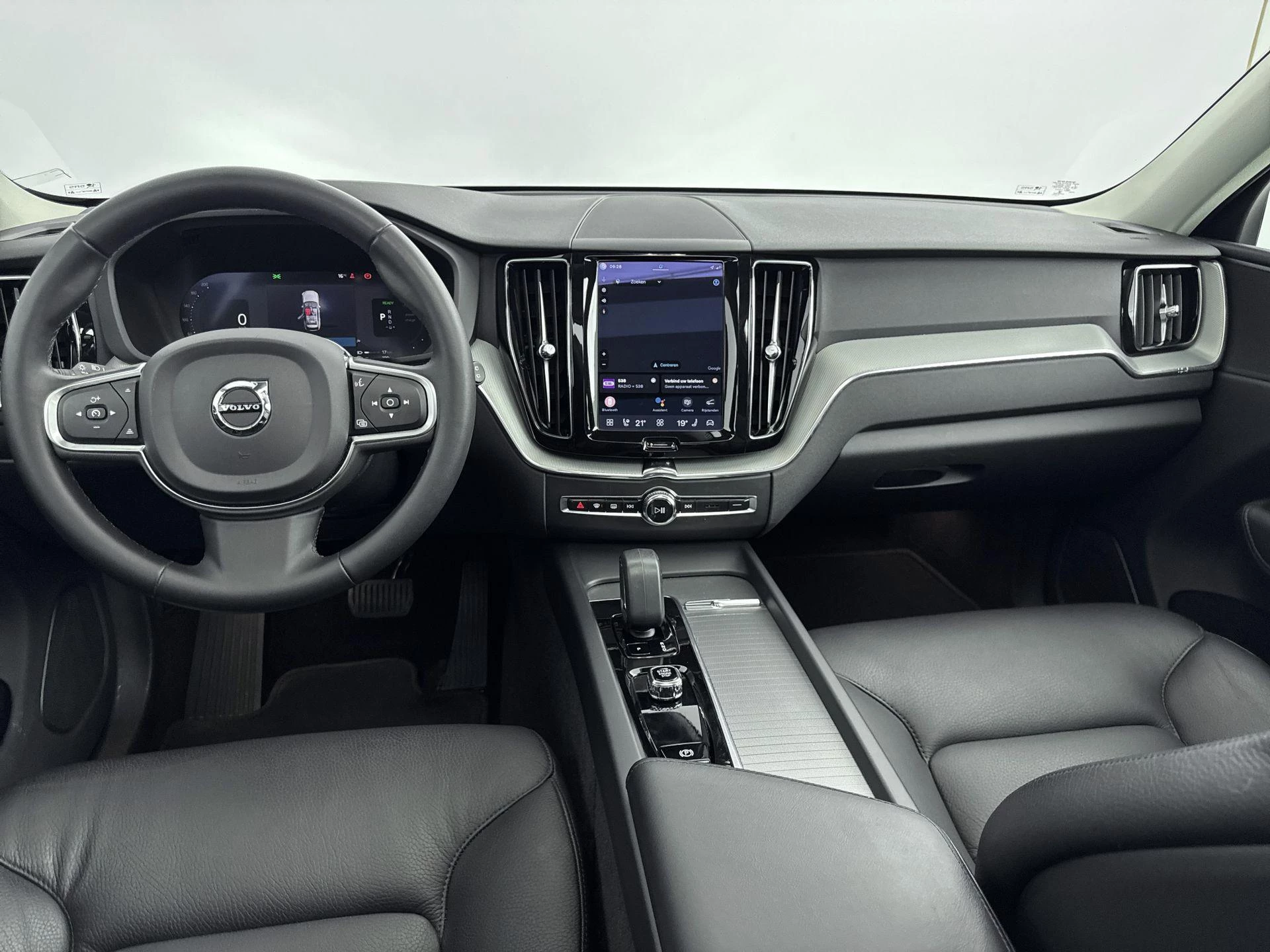 Volvo-XC60-image-18
