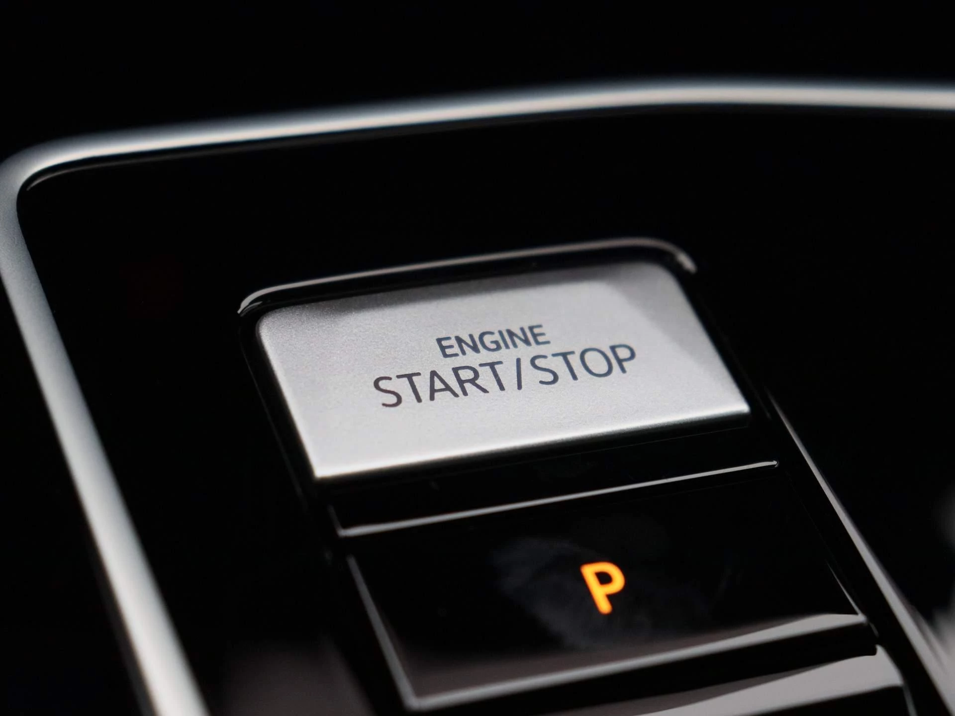 Volkswagen-Golf-image-20