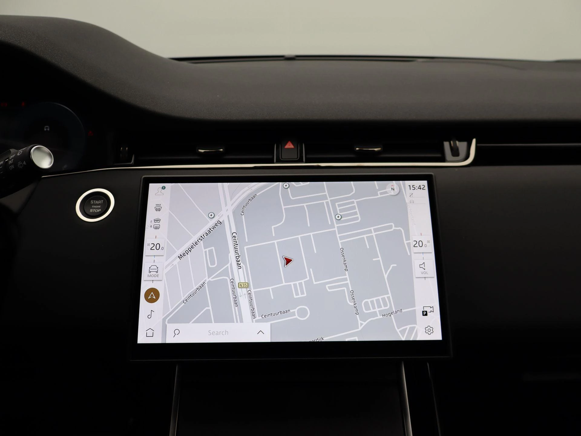 Land Rover-Range Rover Evoque-image-8