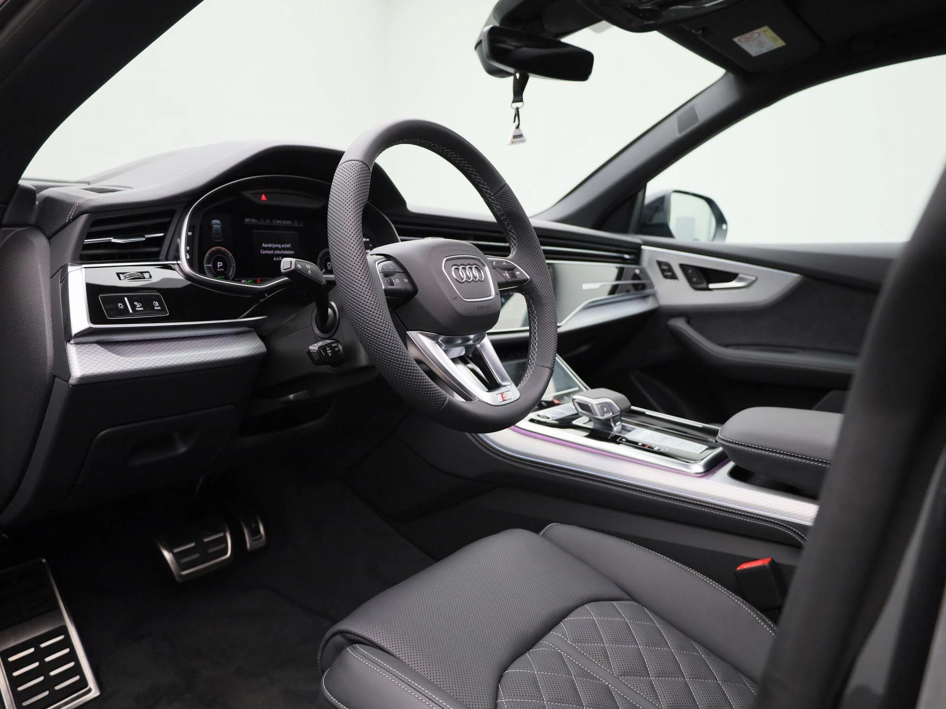 Audi Q8 60 TFSI e quattro Pro Line S Competition 490 PK