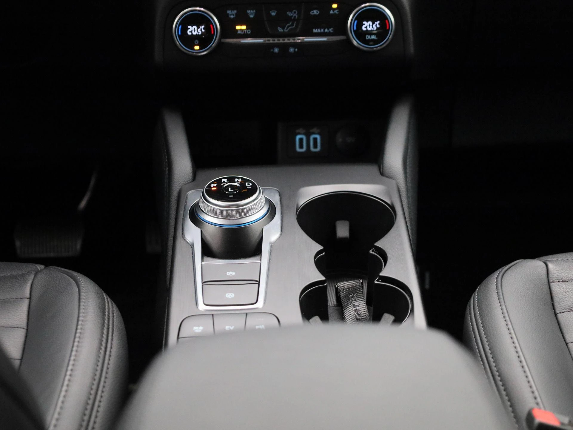 Ford-Kuga-image-9