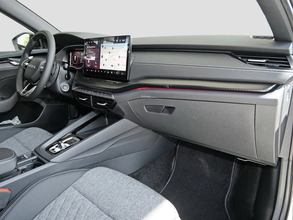 Škoda Octavia UPE br. 53.090,- Combi Sportline 1.5 l TSI mHEV DSG 110 kW / 150 PS