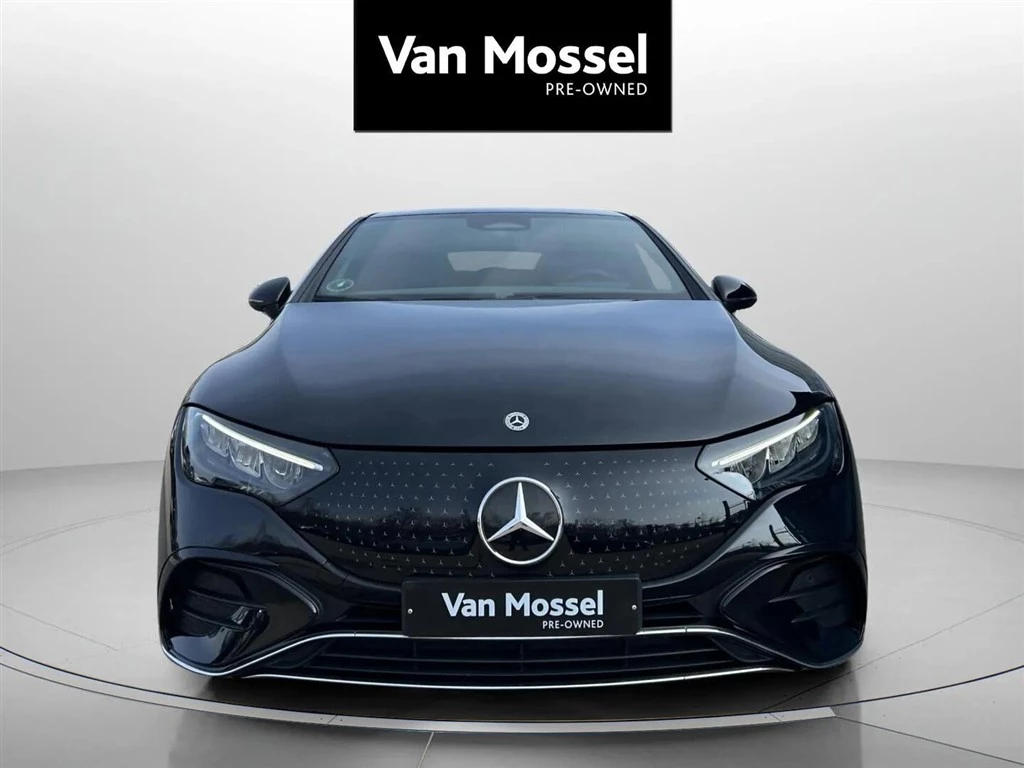 Mercedes-Benz-EQE-image-1