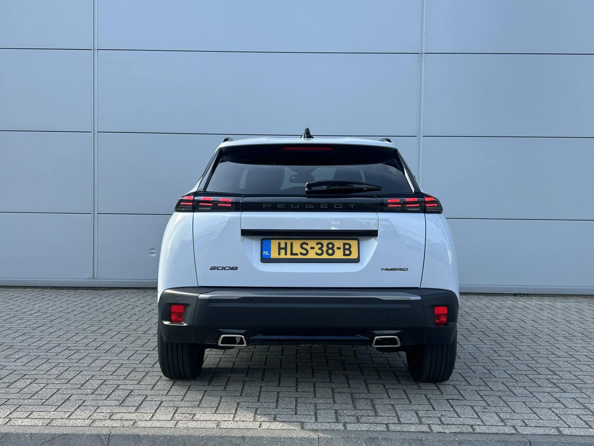Peugeot 2008 1.2 Hybrid 145 Allure