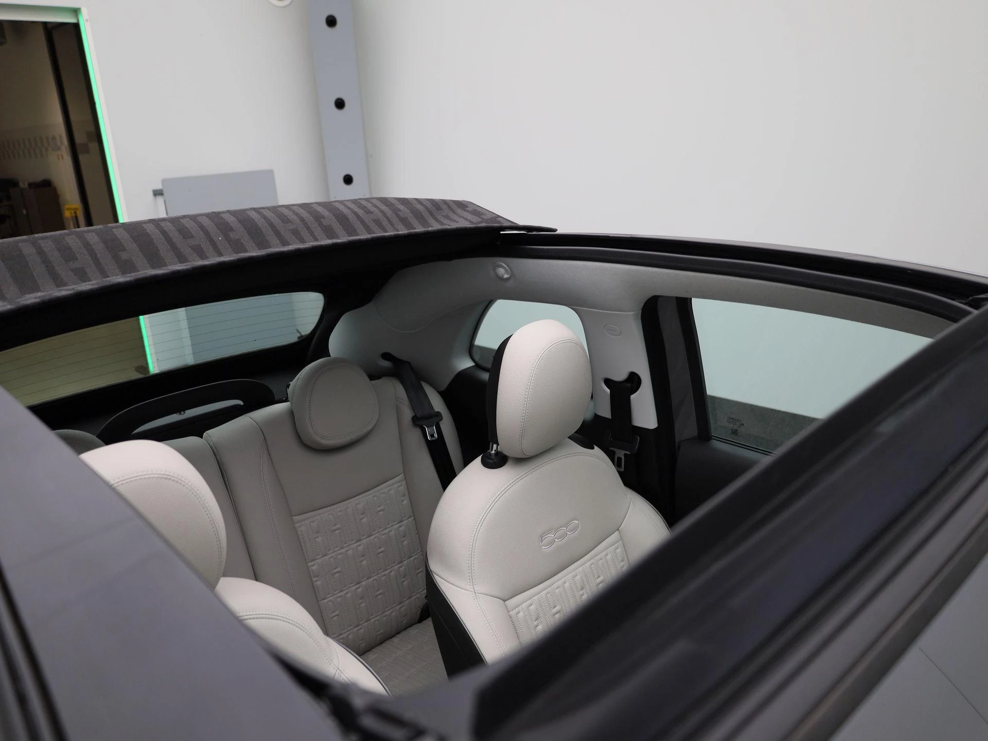Fiat-500C-image-36