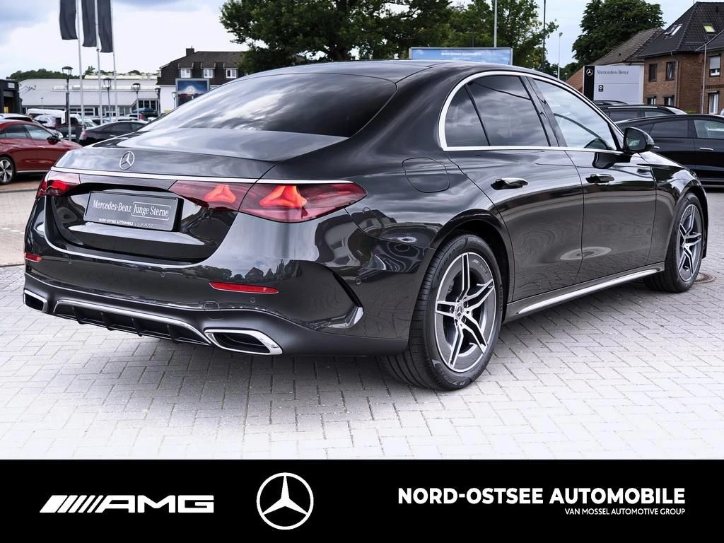 Mercedes-Benz E-Klasse 220 d AMG AHK MBUX LED SHZ KEYLESS-GO AMG Line