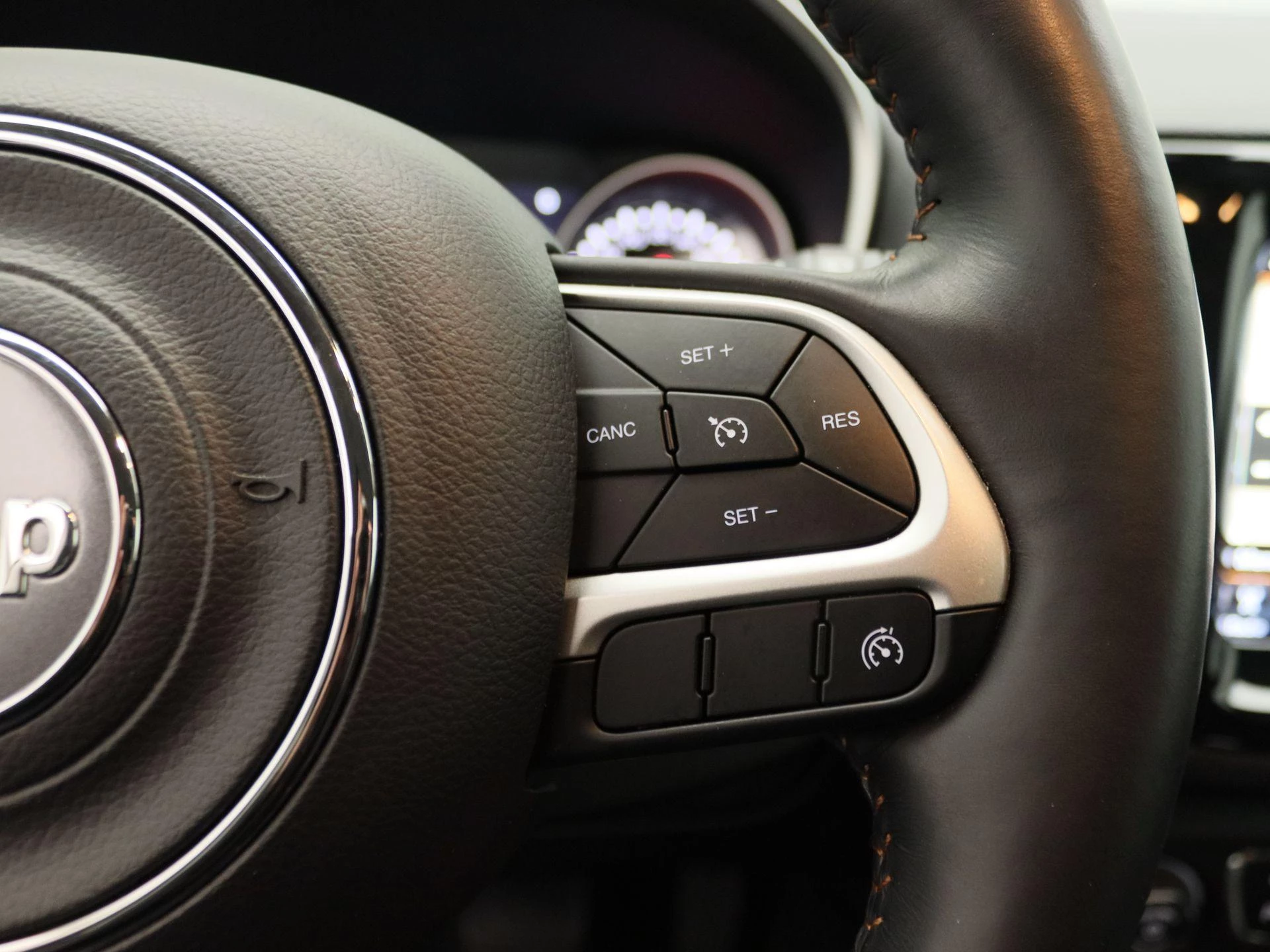 Jeep-Compass-image-16
