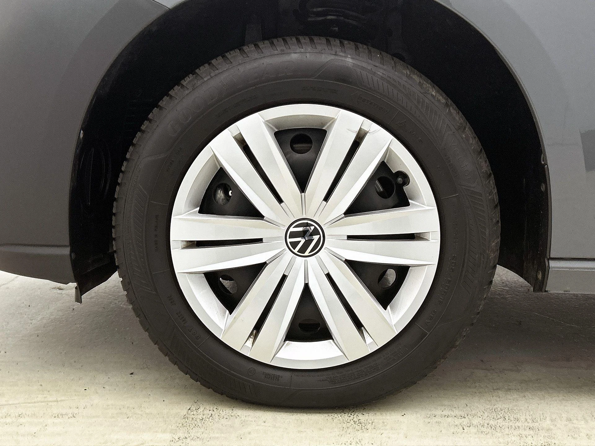 Volkswagen-Caddy-image-31