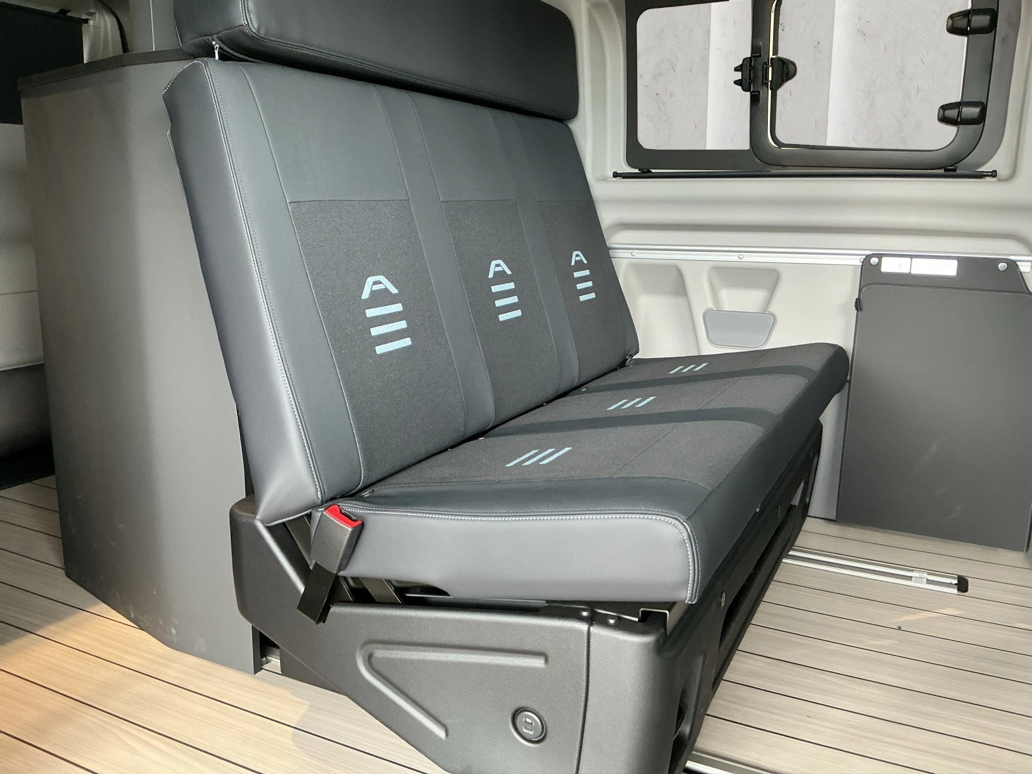 Ford-Nugget-image-10