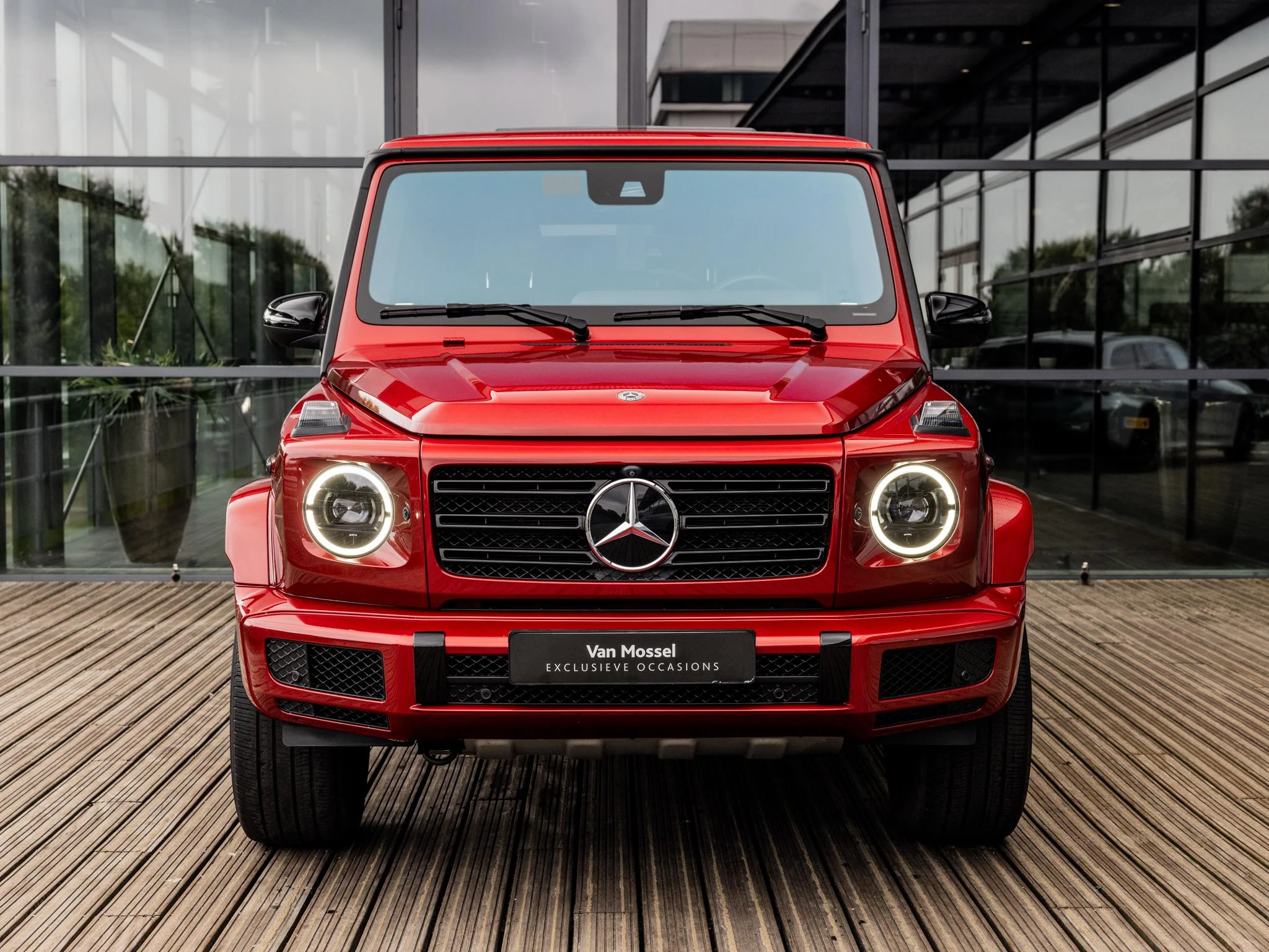 Mercedes-Benz-G-Klasse-image-1