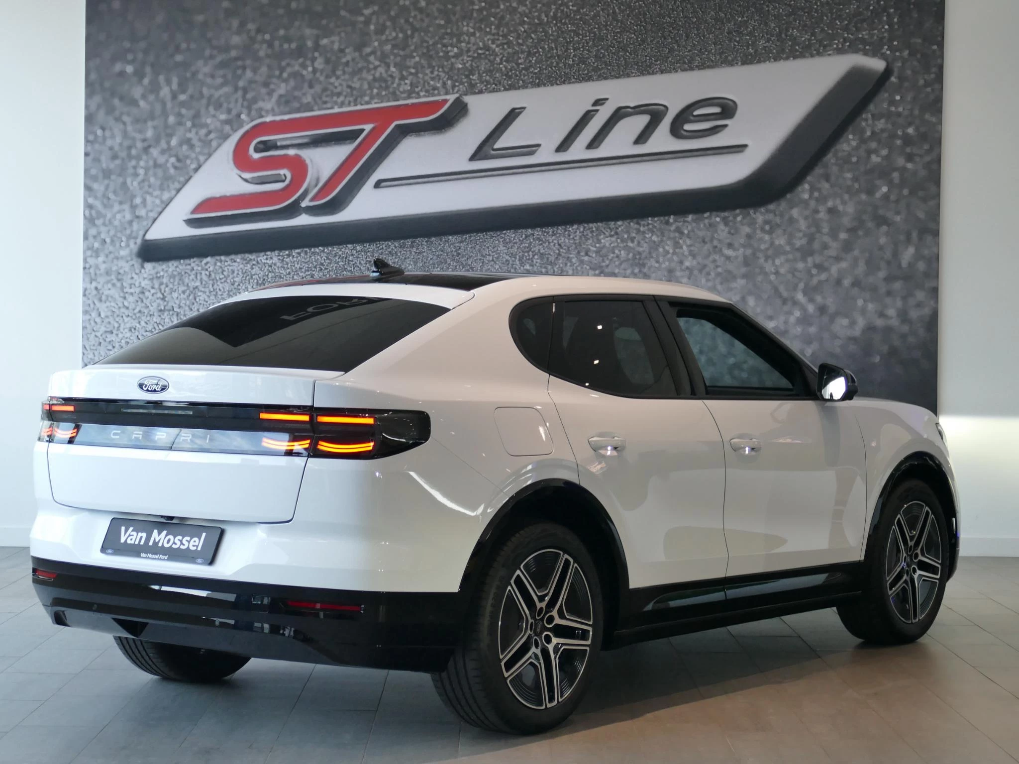 Ford Capri Premium Extended Range RWD 77 kWh