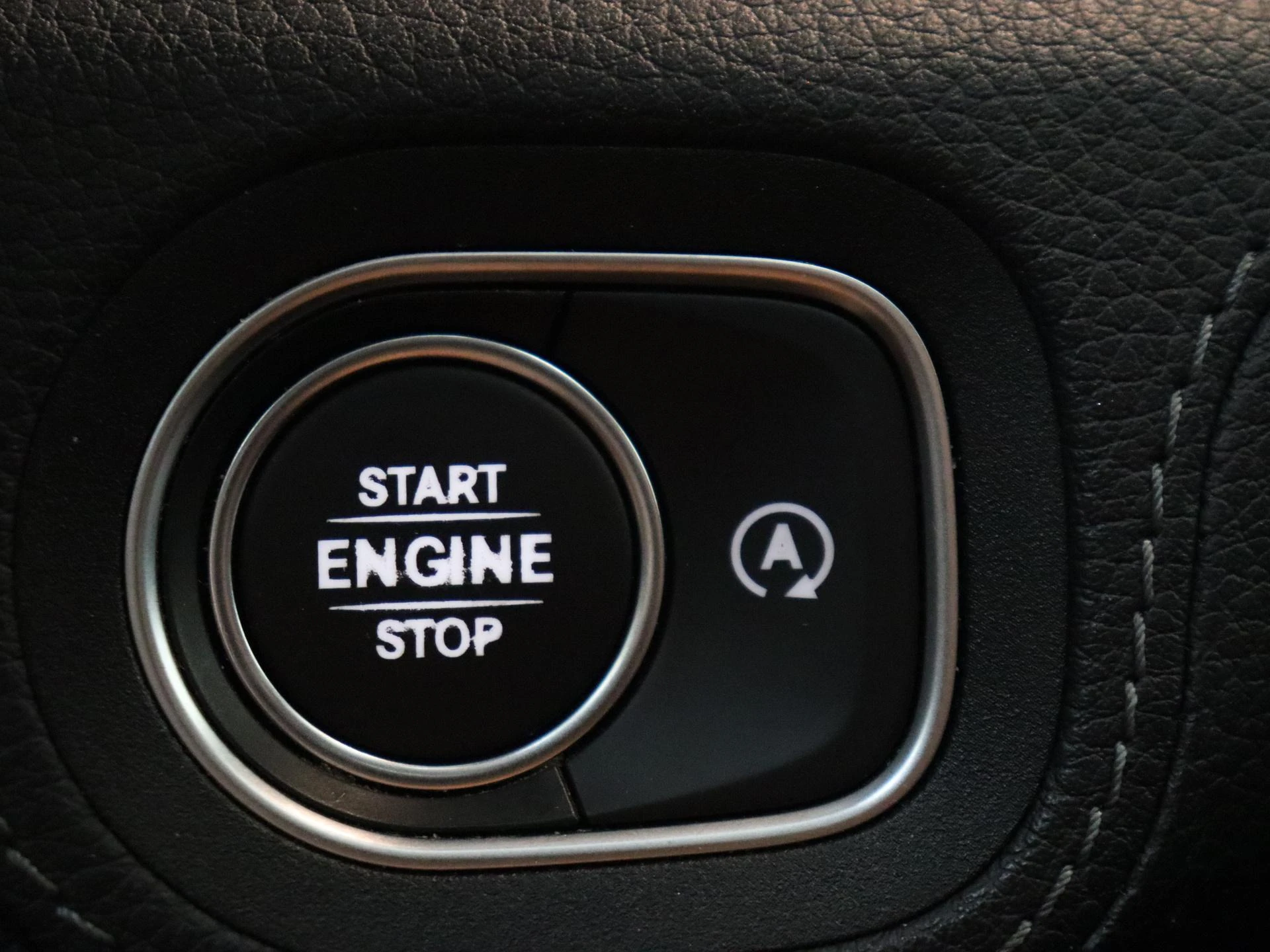 Mercedes-Benz-GLE-image-20