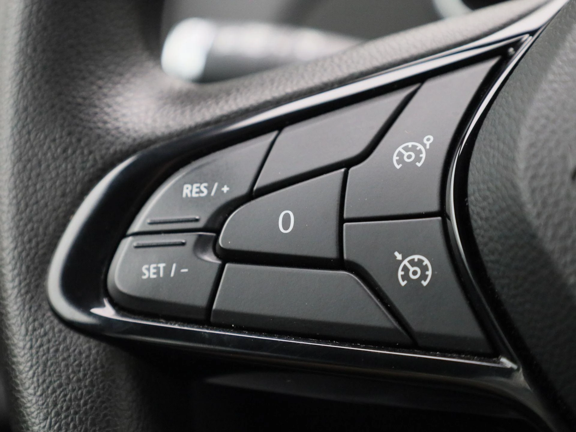 Renault-ZOE-image-17