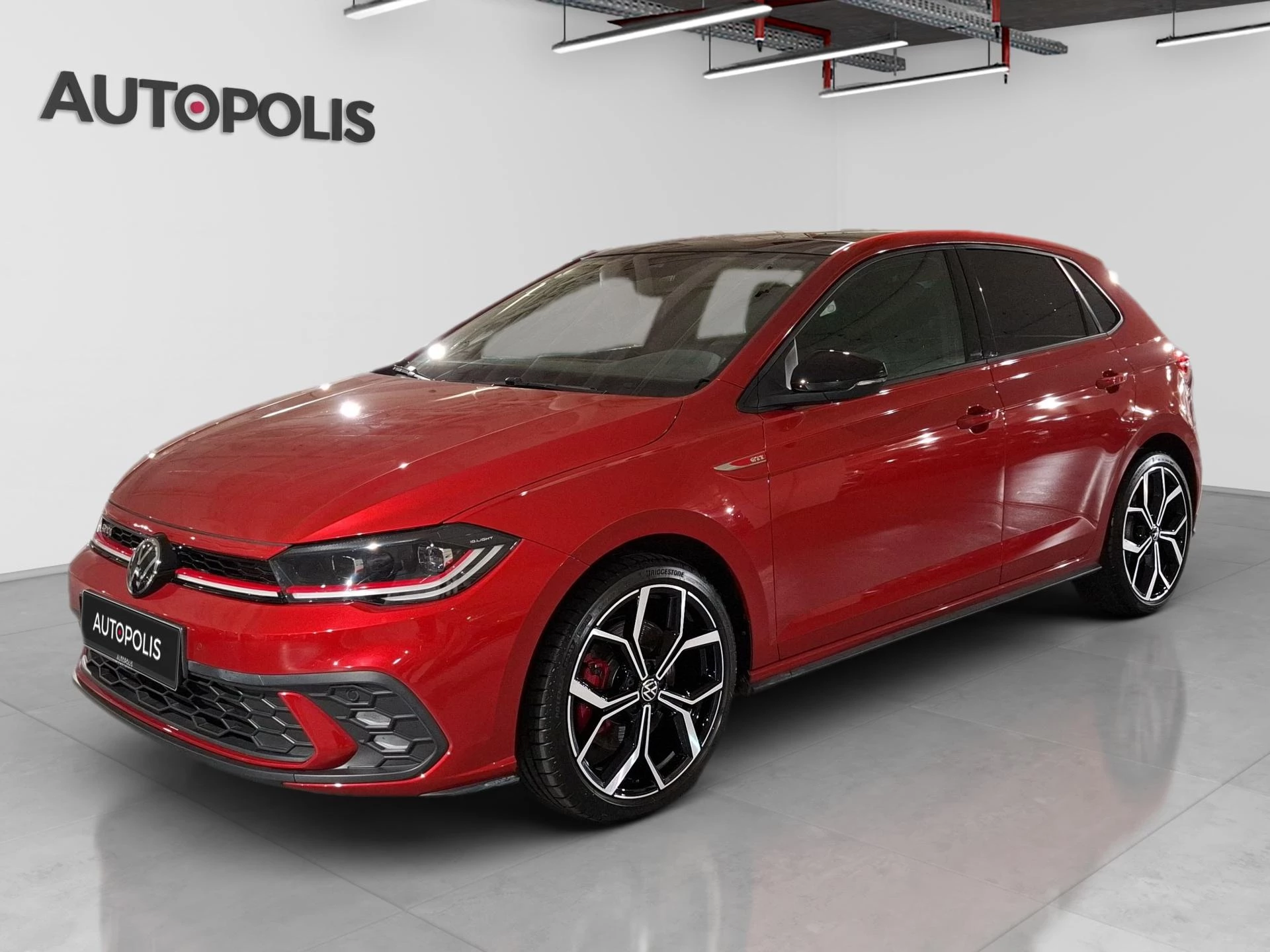 Volkswagen-Polo-image-0