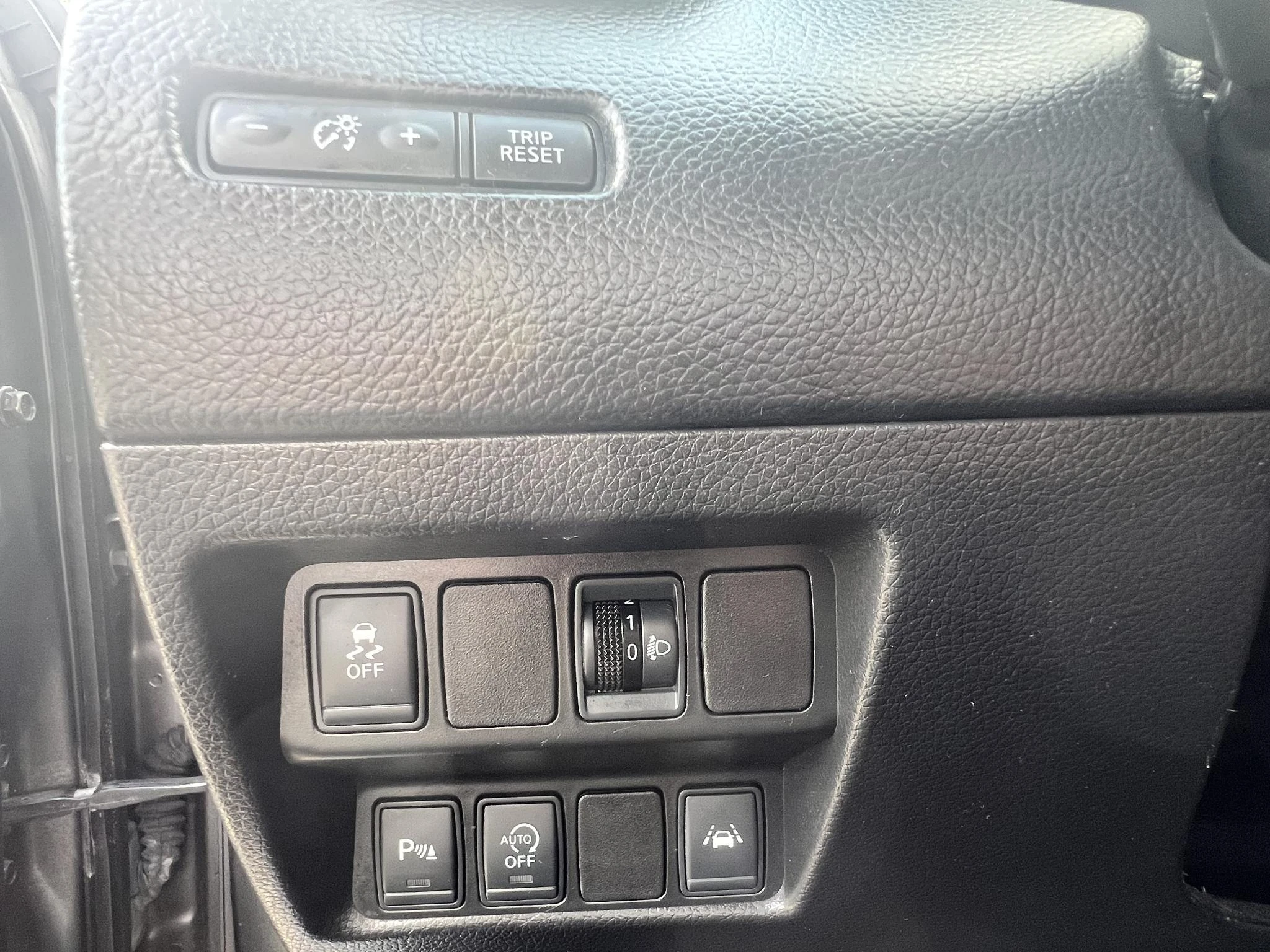 Nissan-QASHQAI-image-13