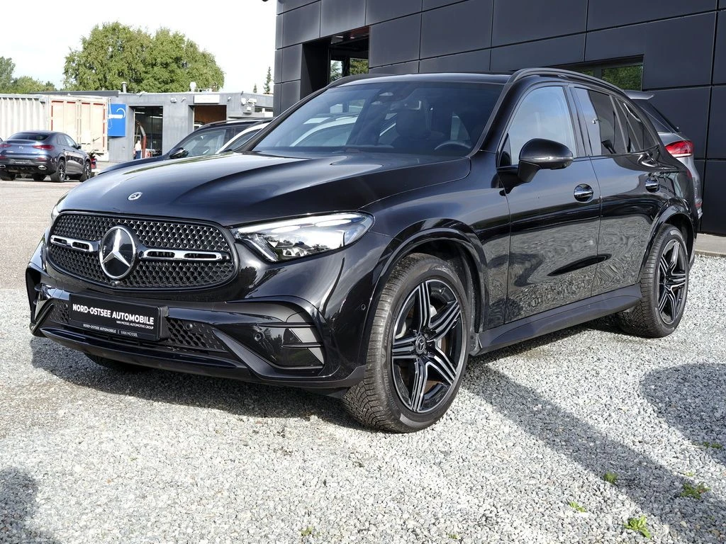 Mercedes-Benz-GLC 220 d-image-7