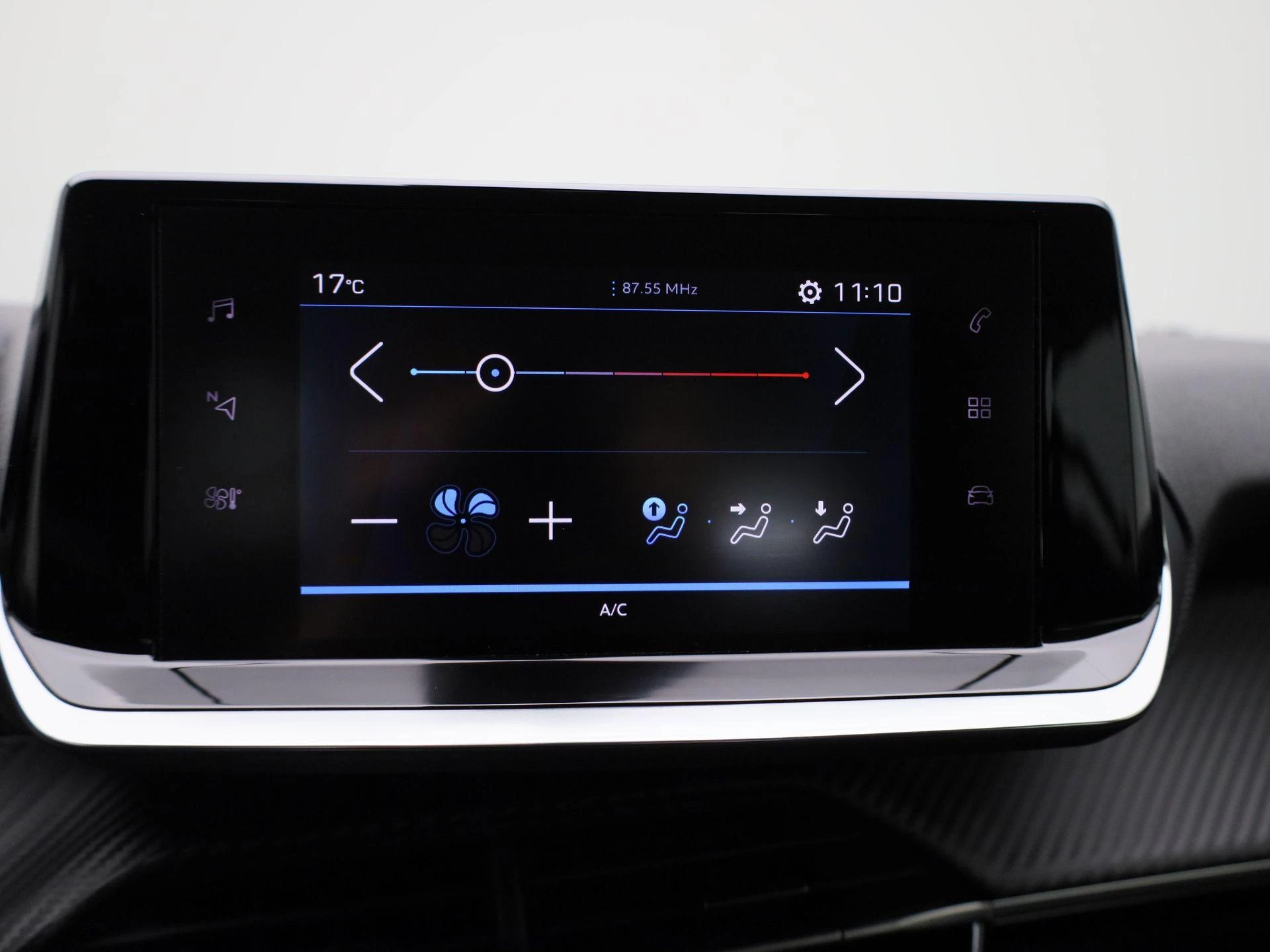 Peugeot-208-image-22