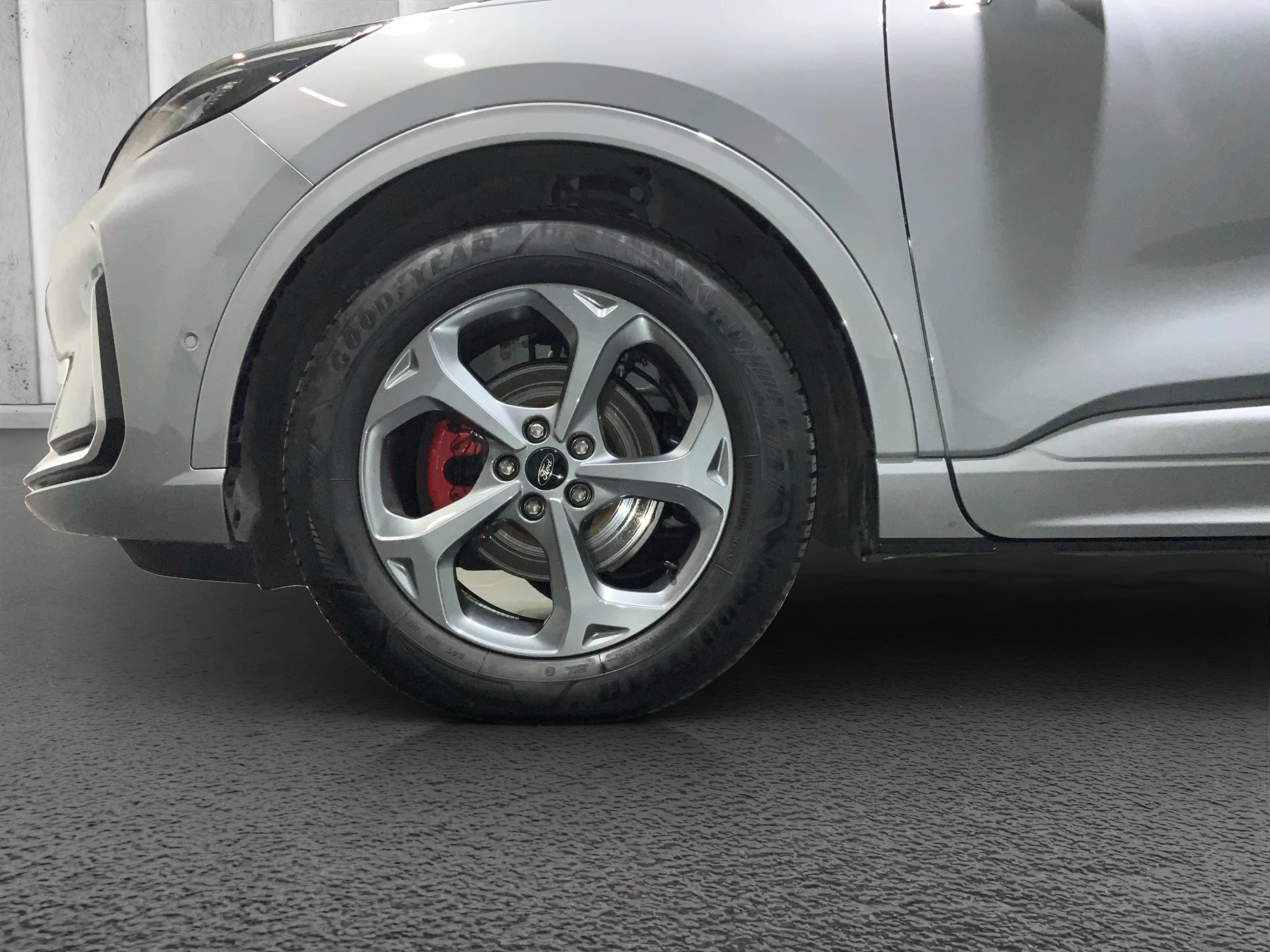 Ford Kuga ST-Line X Aut.*360GRAD*LED-MATRIX*NAVI*GRA*WINTER-PKT.