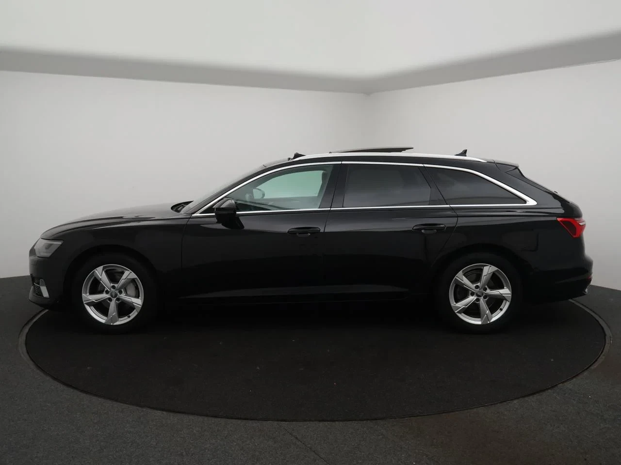 Audi A6 Avant Dsl A6 Avant 40TDi Business Edition Sport 204PK *AUTOMAAT*BRUIN LEDER*PANODAK*CAMERA*PDC*TREKHAAK*NAVI*APP-CONNECT*...*