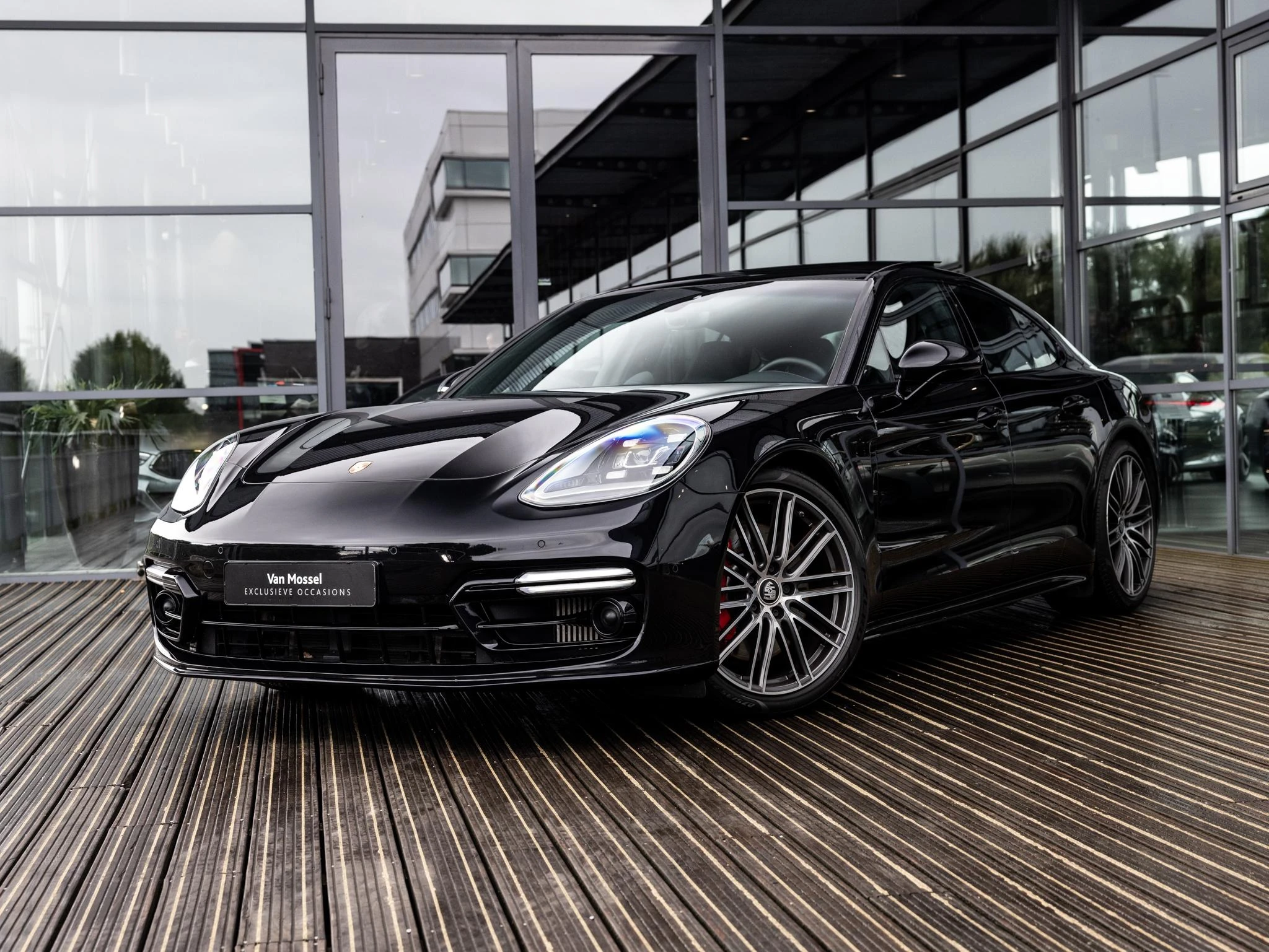 Porsche-Panamera-image-52