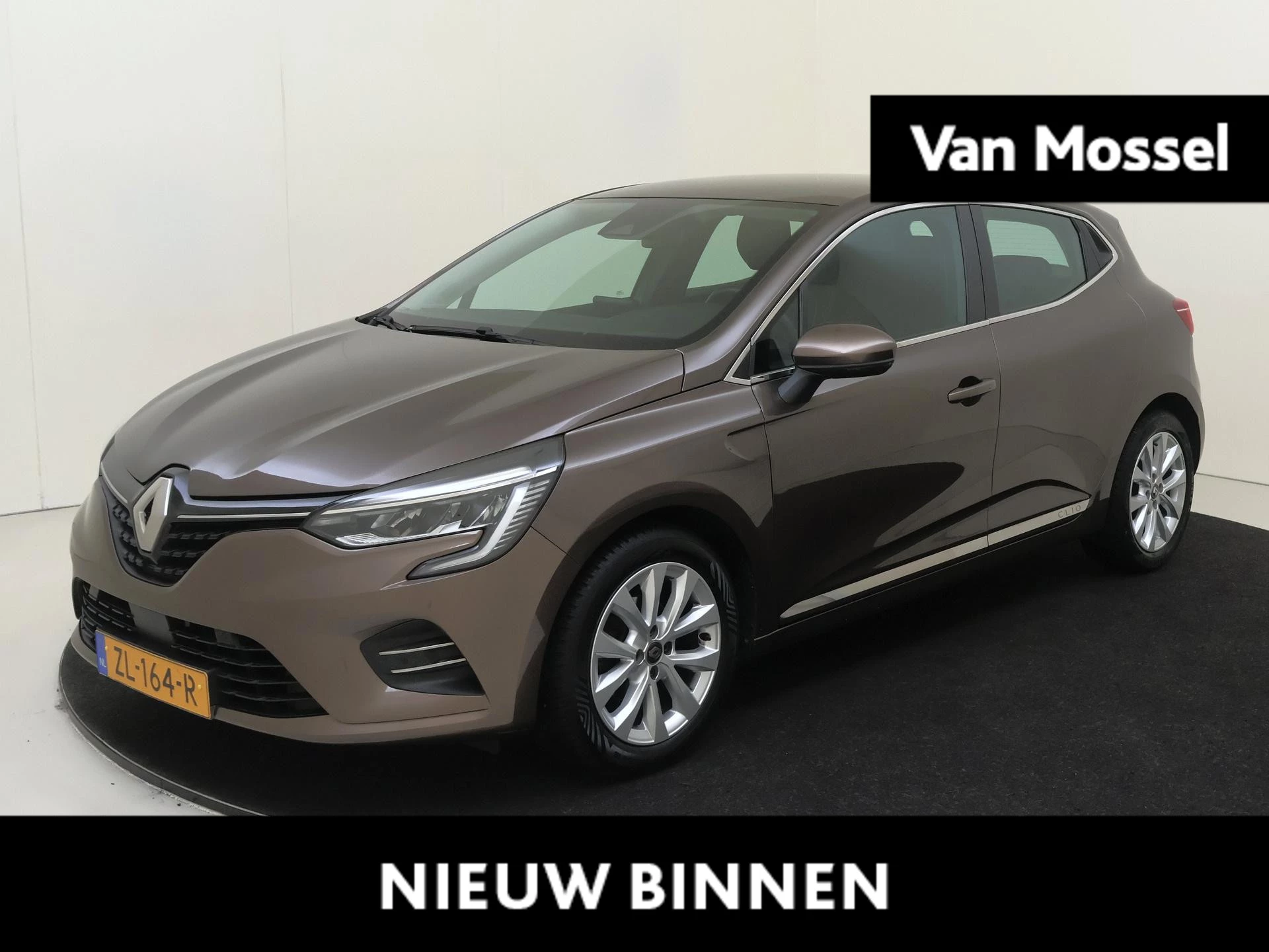 Renault-Clio-image-0